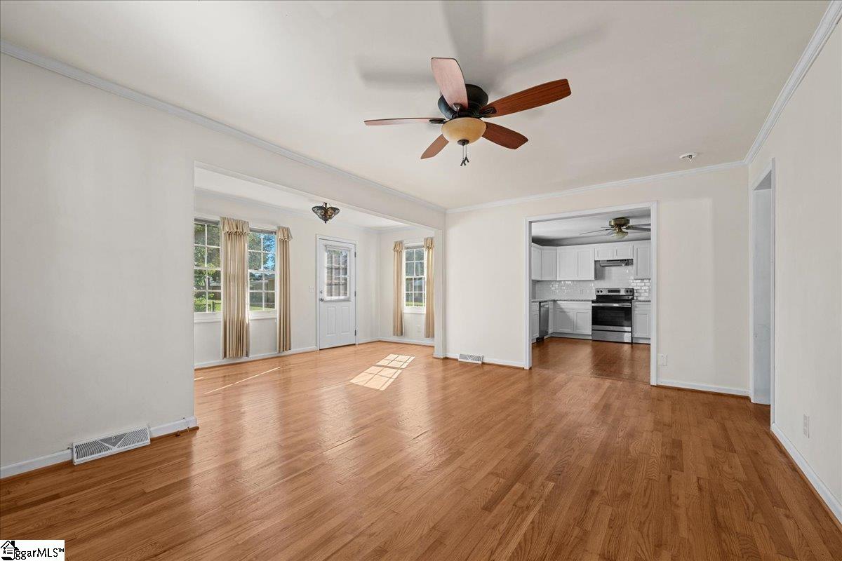 101 Bradley Street Property Photo 8