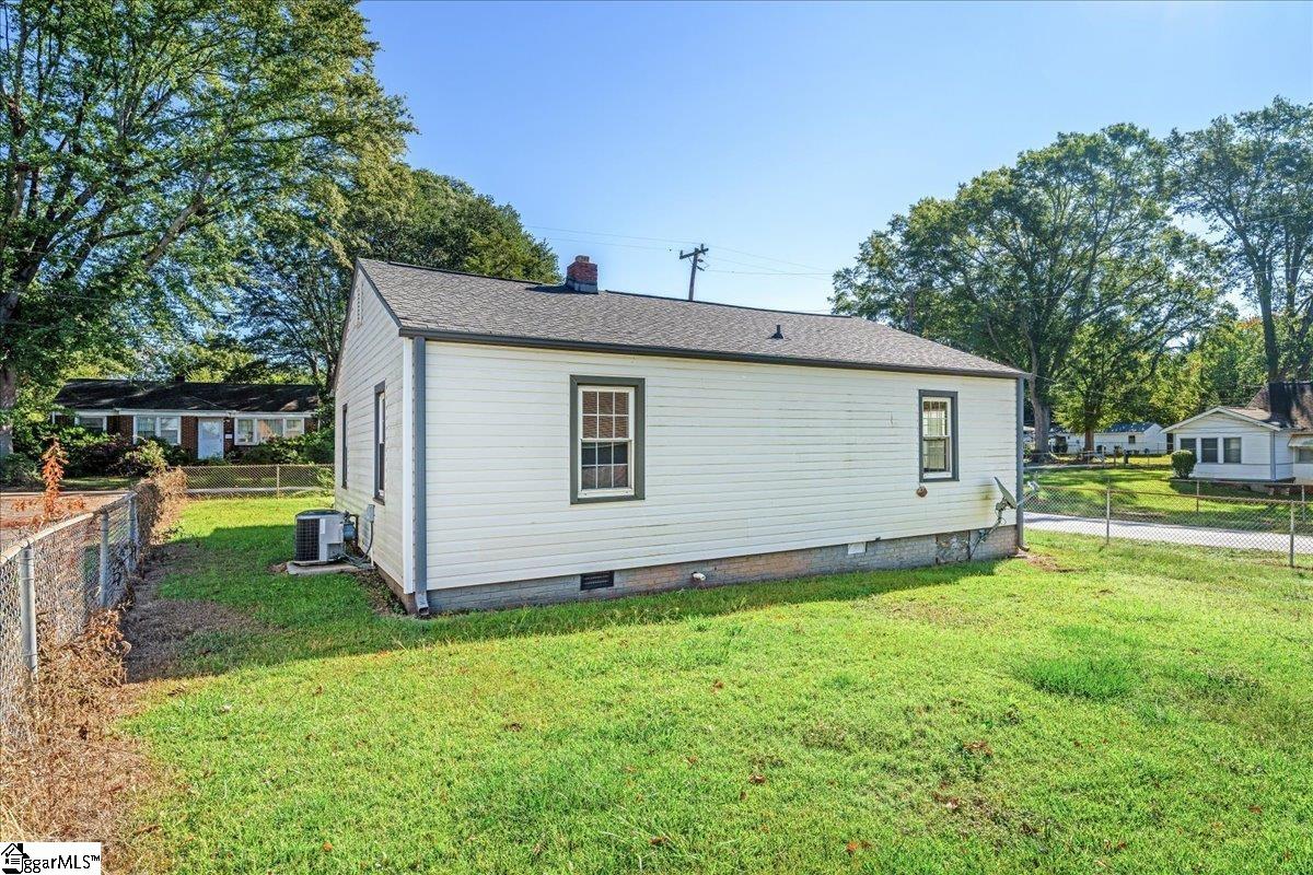 101 Bradley Street Property Photo 27