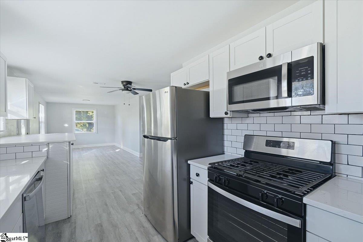 611 Gardner Street Property Photo 8