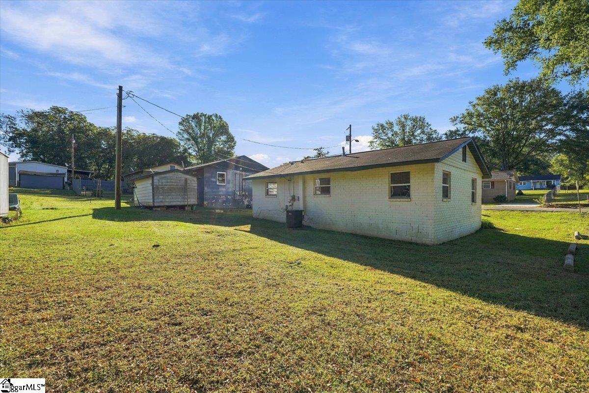 611 Gardner Street Property Photo 24