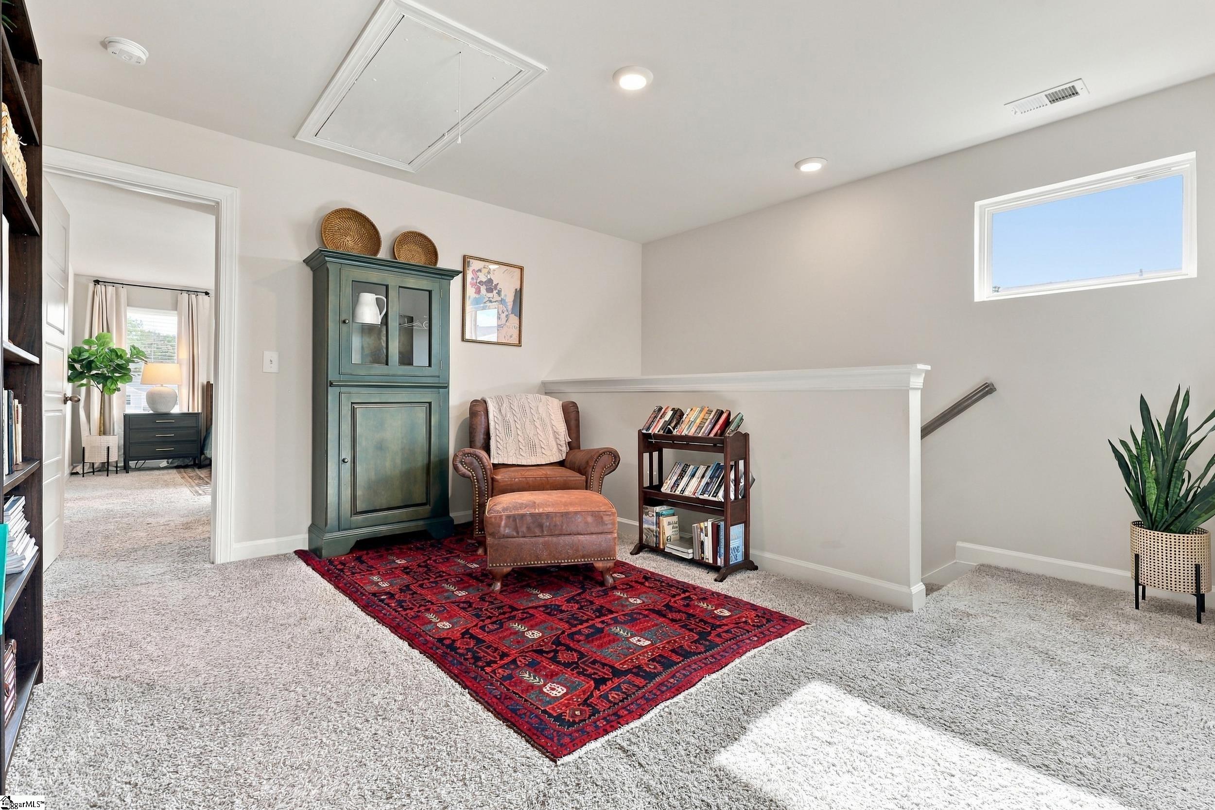 227 Telford Drive Property Photo 3