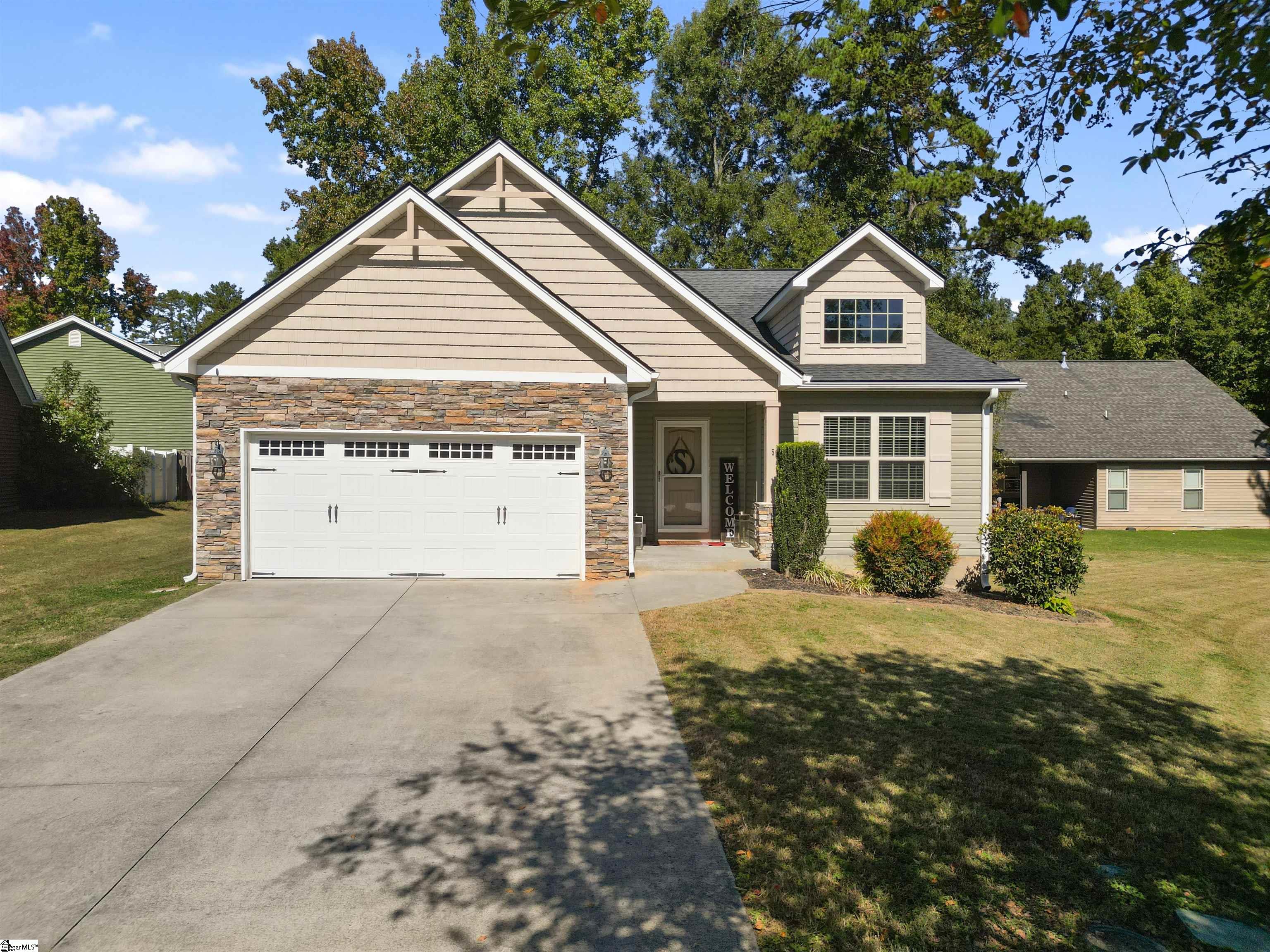 5 Bellerive Place Property Photo 1