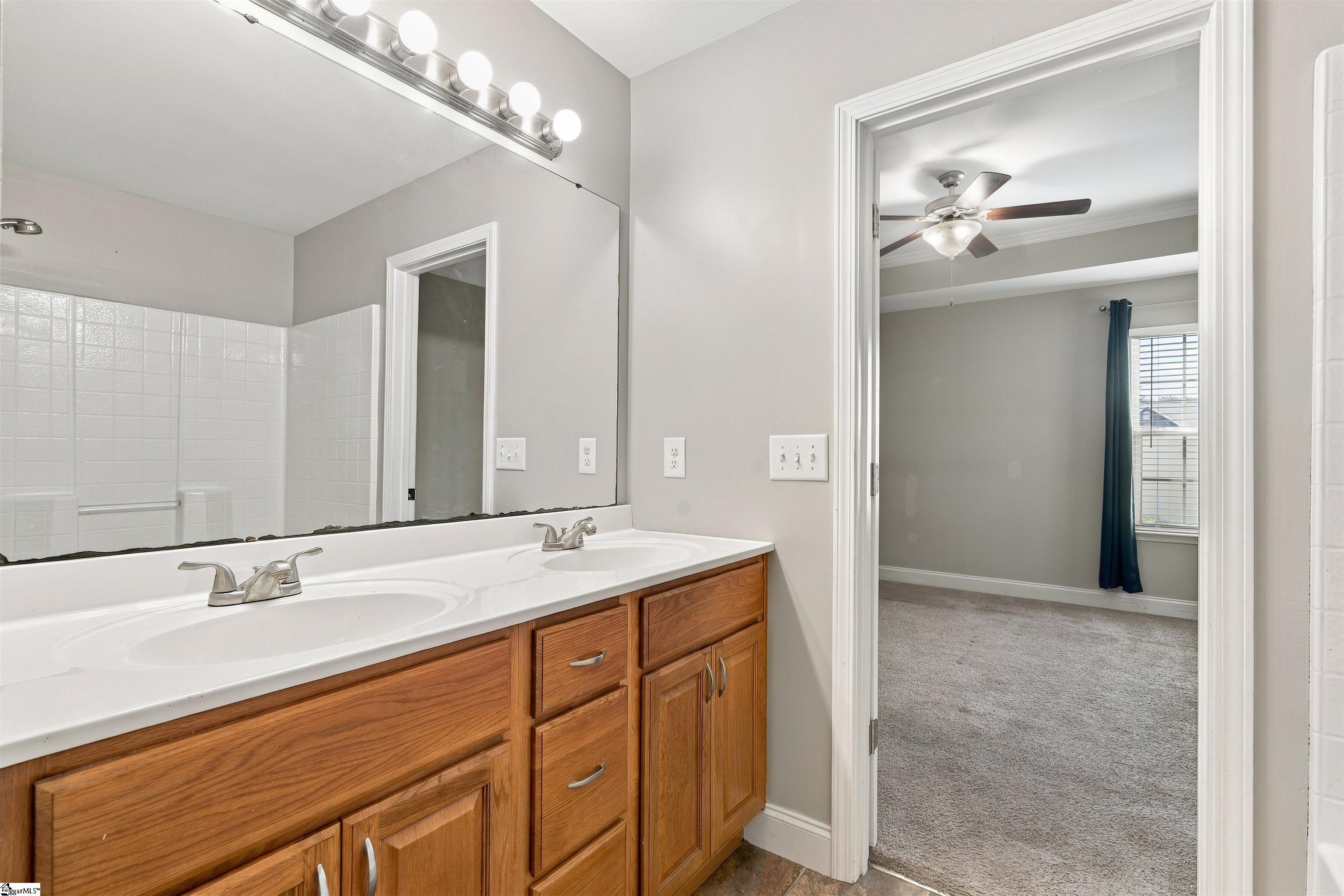 5 Bellerive Place Property Photo 21