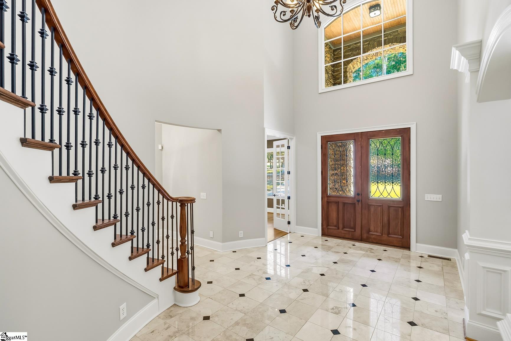1003 Hobby Lane Property Photo 4