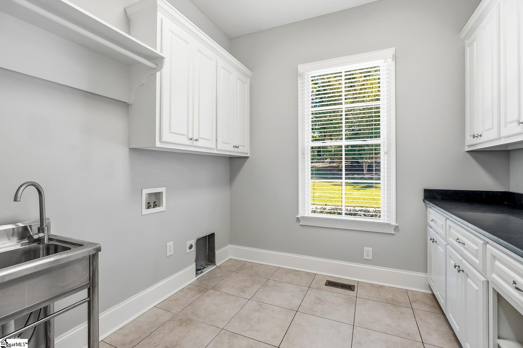 1003 Hobby Lane Property Photo 26