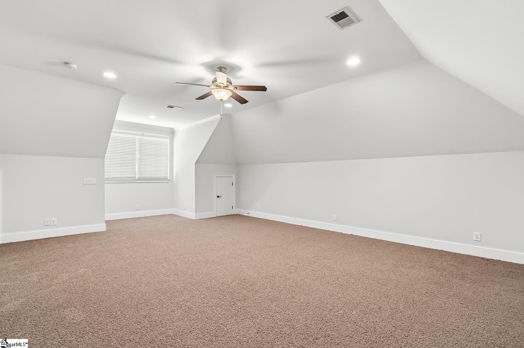 1003 Hobby Lane Property Photo 28
