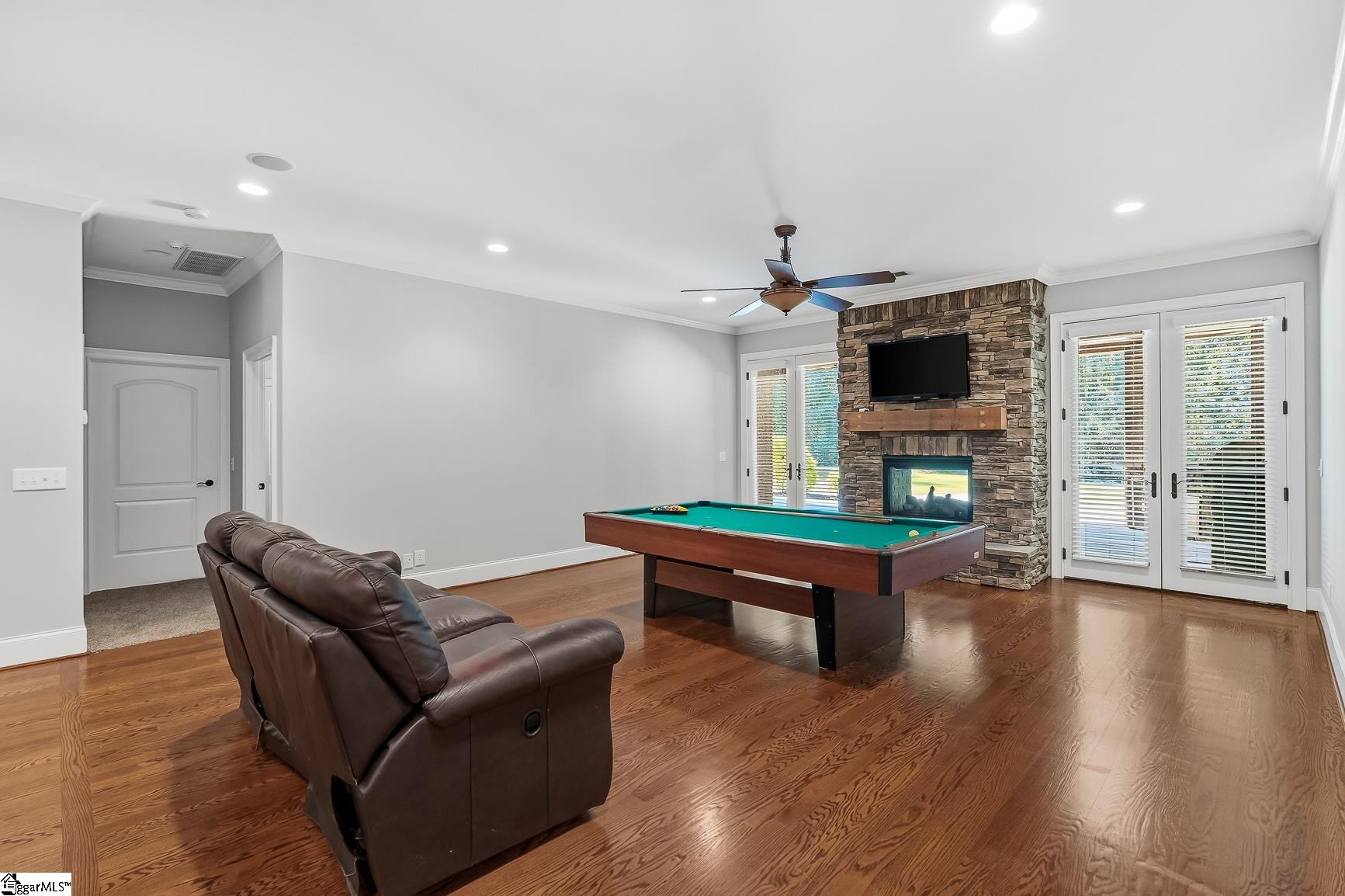 1003 Hobby Lane Property Photo 31