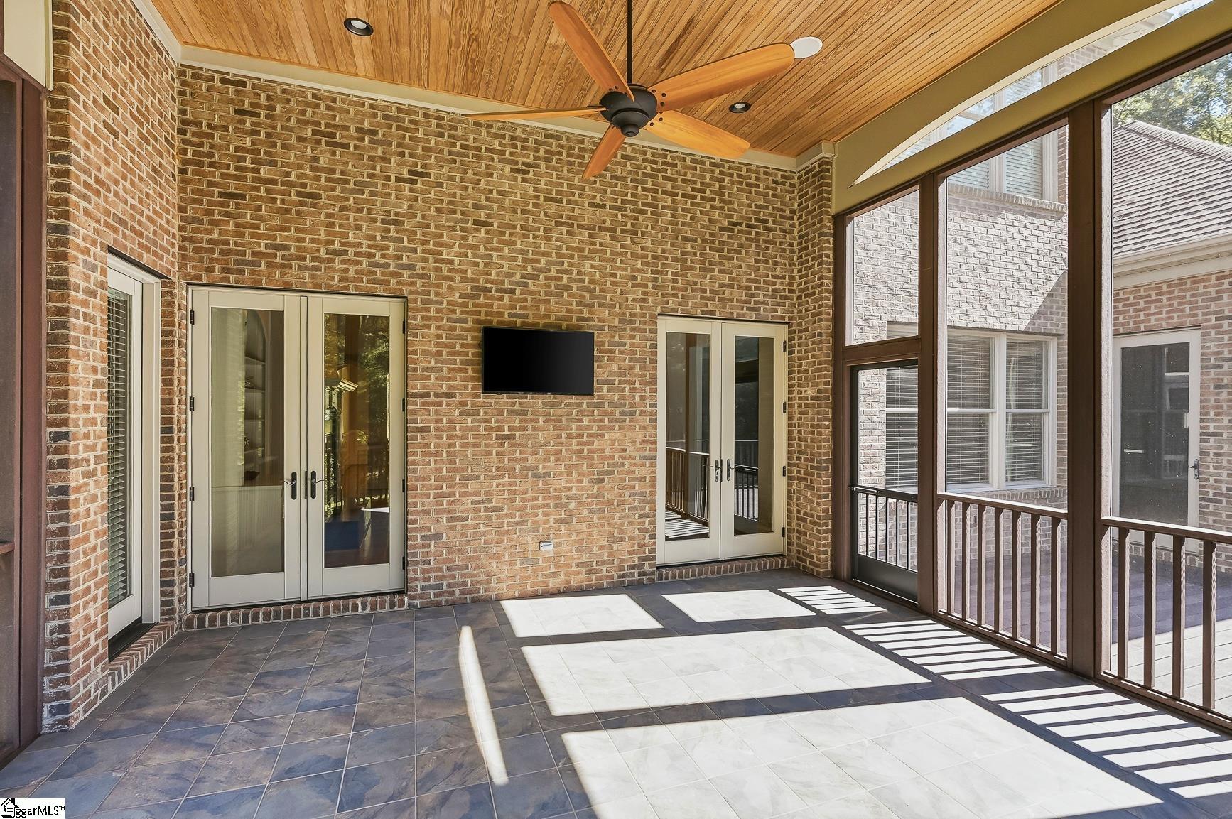 1003 Hobby Lane Property Photo 34
