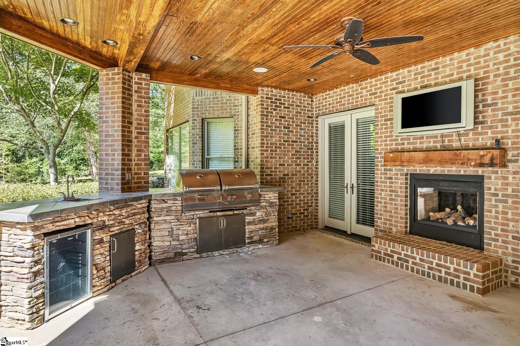 1003 Hobby Lane Property Photo 35