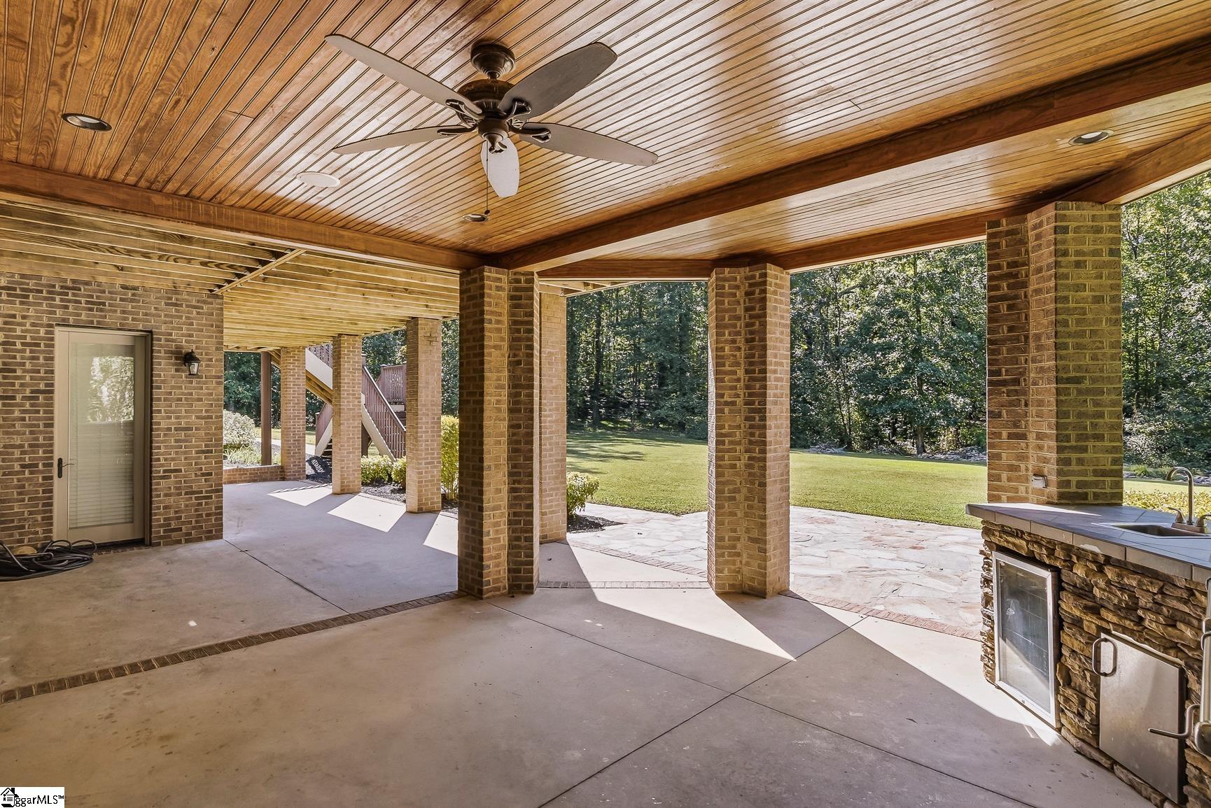 1003 Hobby Lane Property Photo 36
