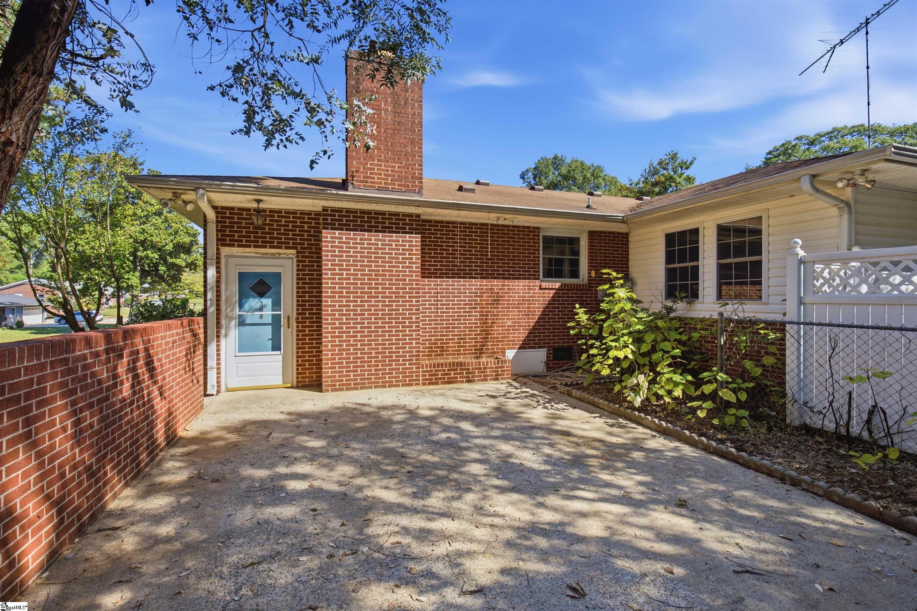 309 Eskew Circle Property Photo 8