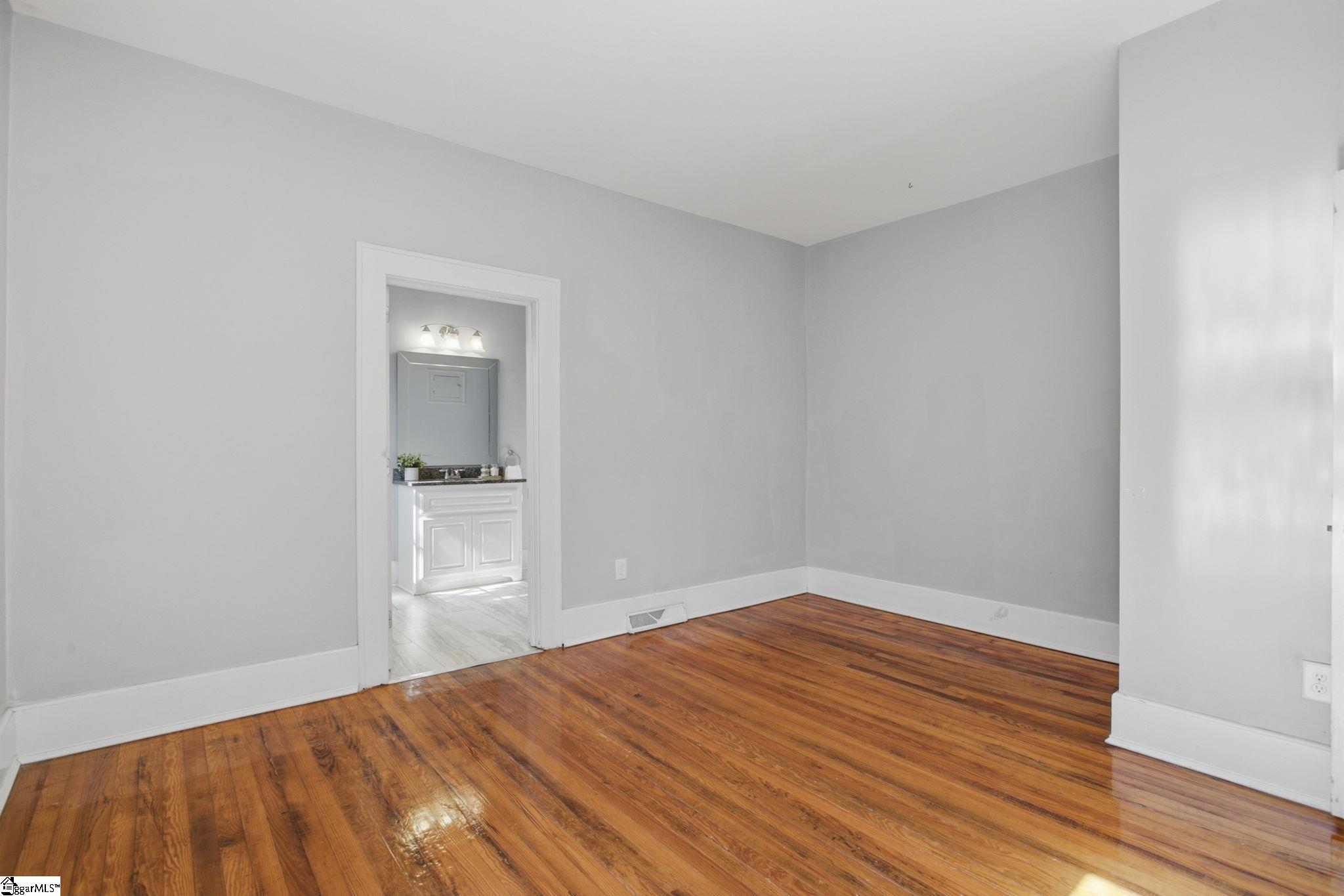 19 David Street Property Photo 35