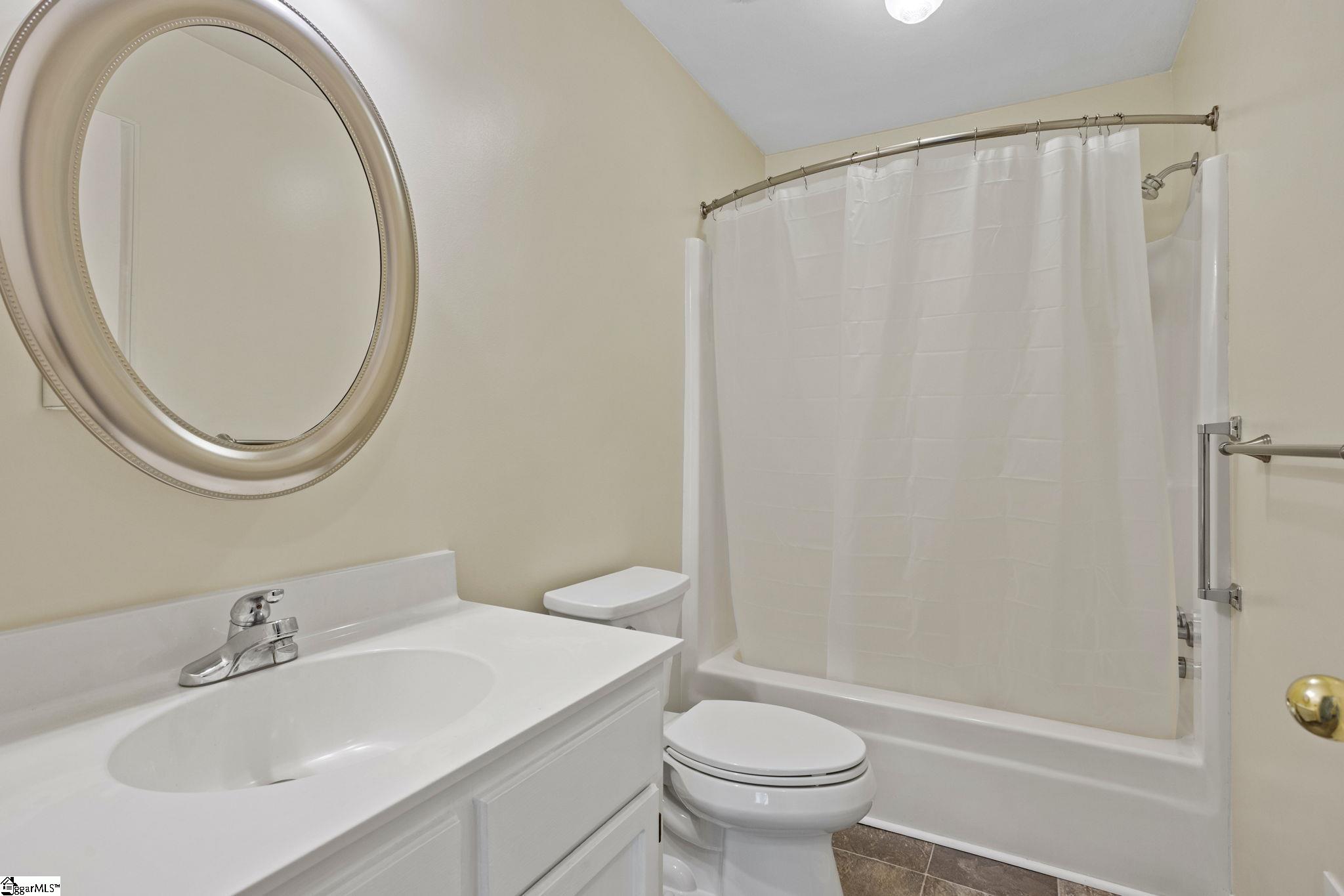 8 Oak Tree Drive Property Photo 19