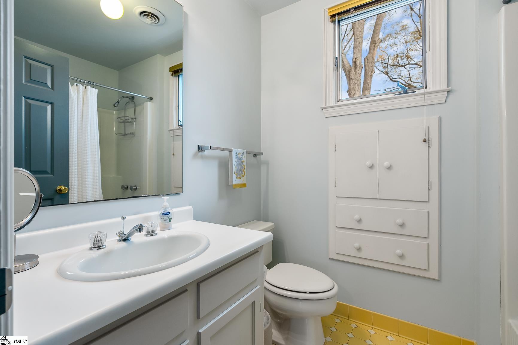 401 Berkshire Hill Property Photo 23