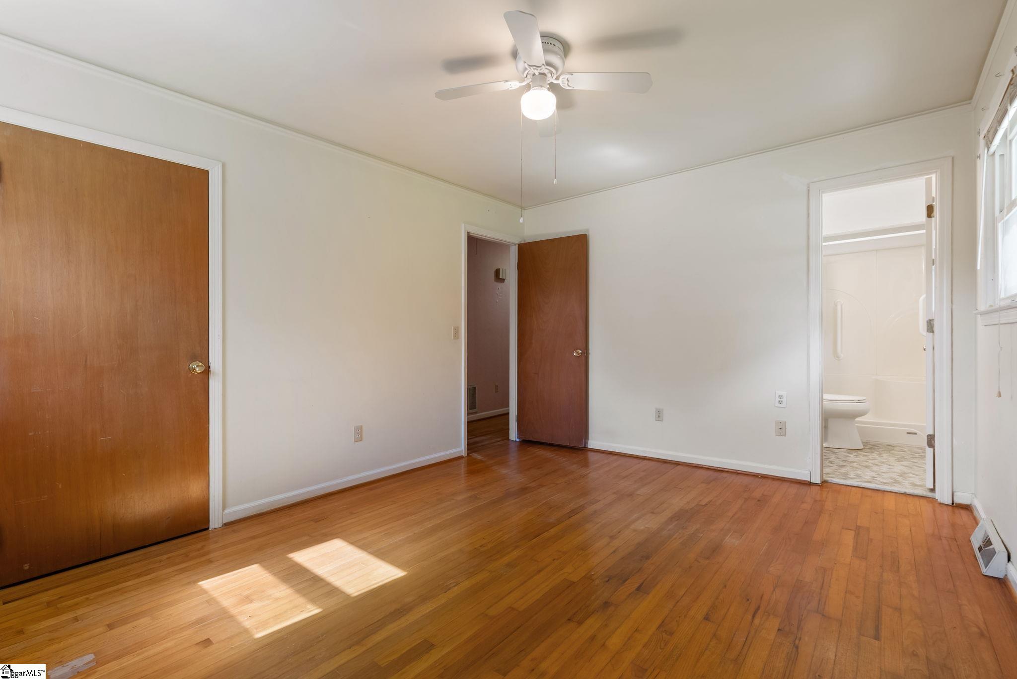 129 Dorr Circle Property Photo 14