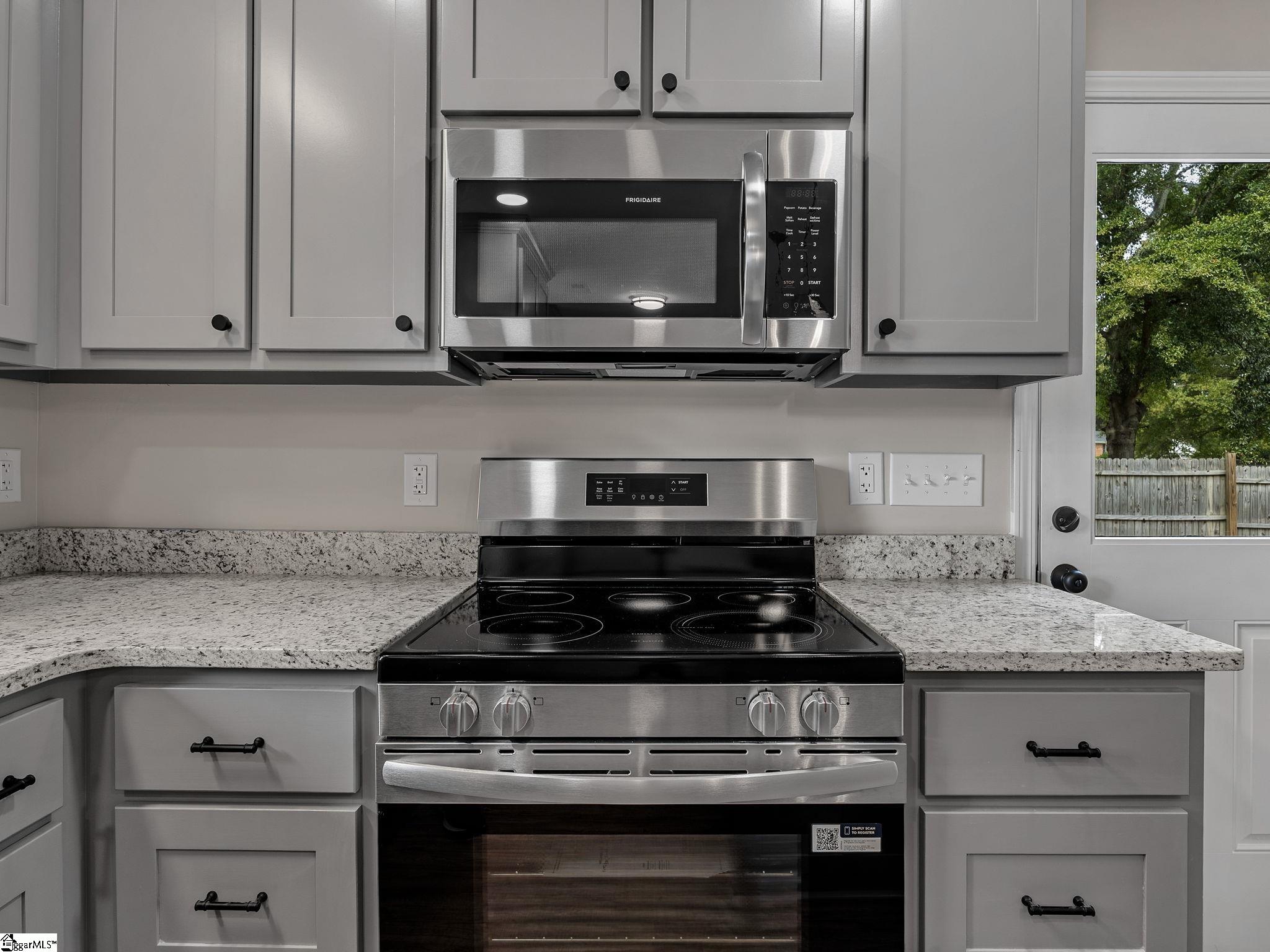 304 Scenic View Road Property Photo 12