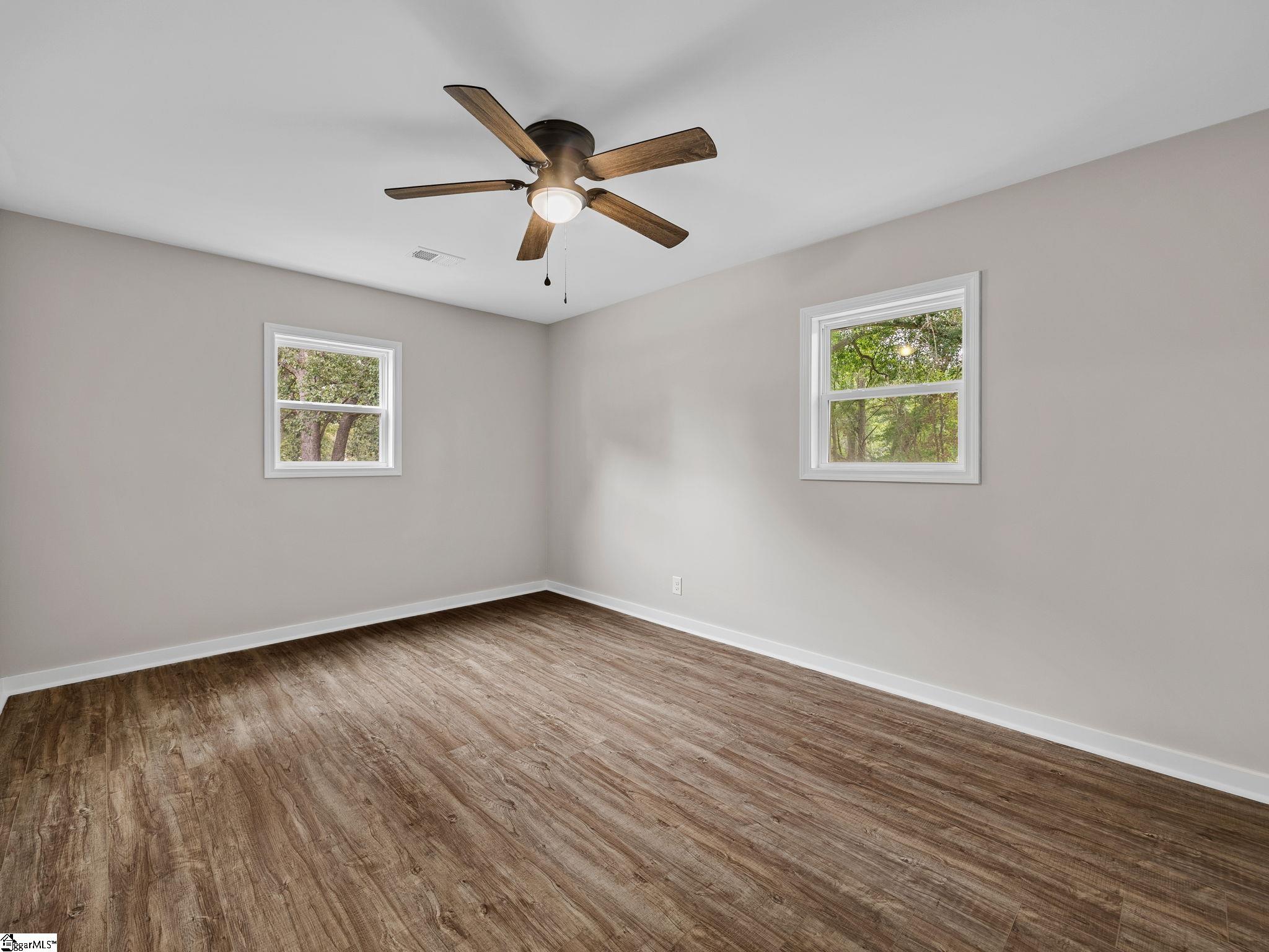 304 Scenic View Road Property Photo 14