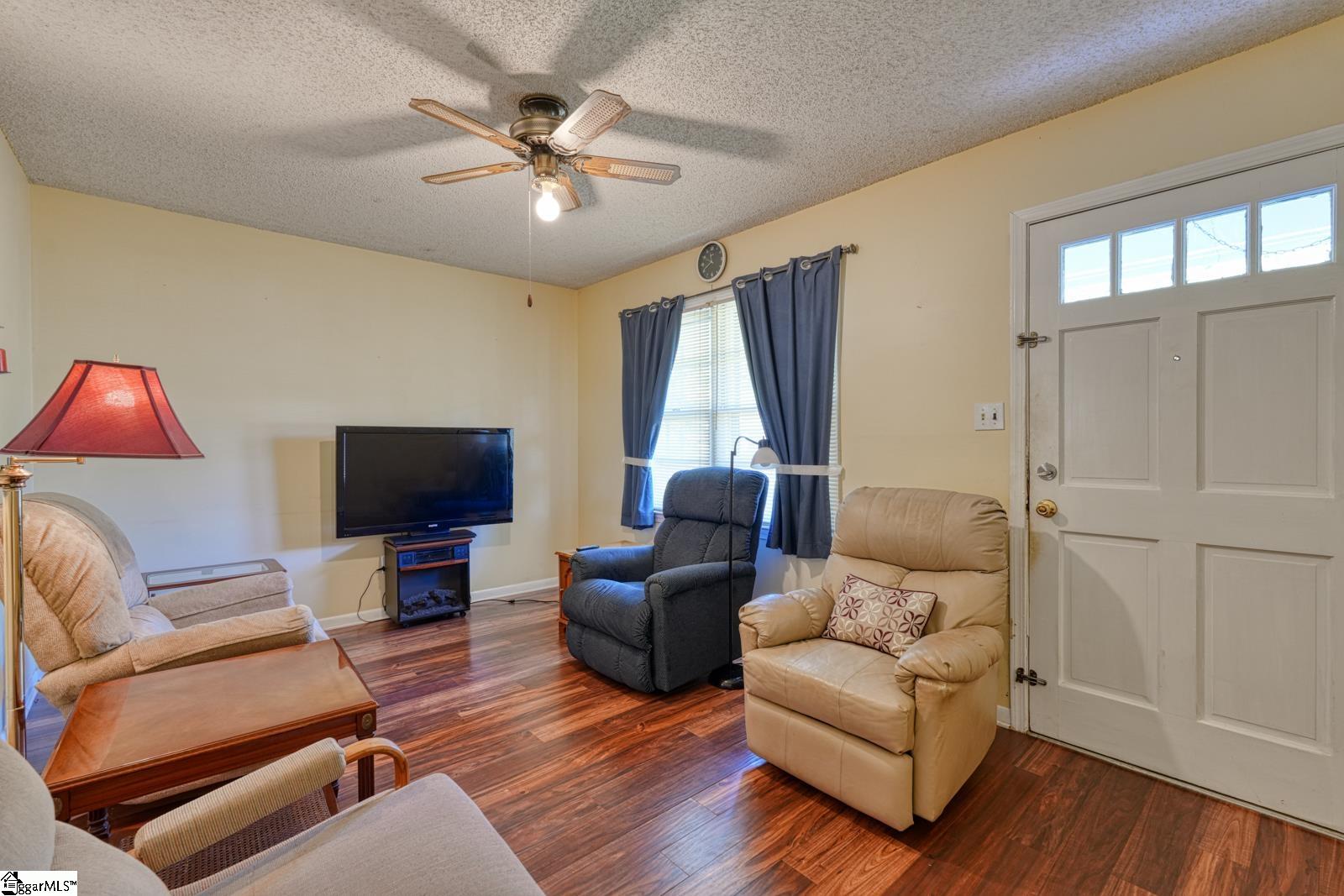 120 Sunnydale Circle Property Photo 3