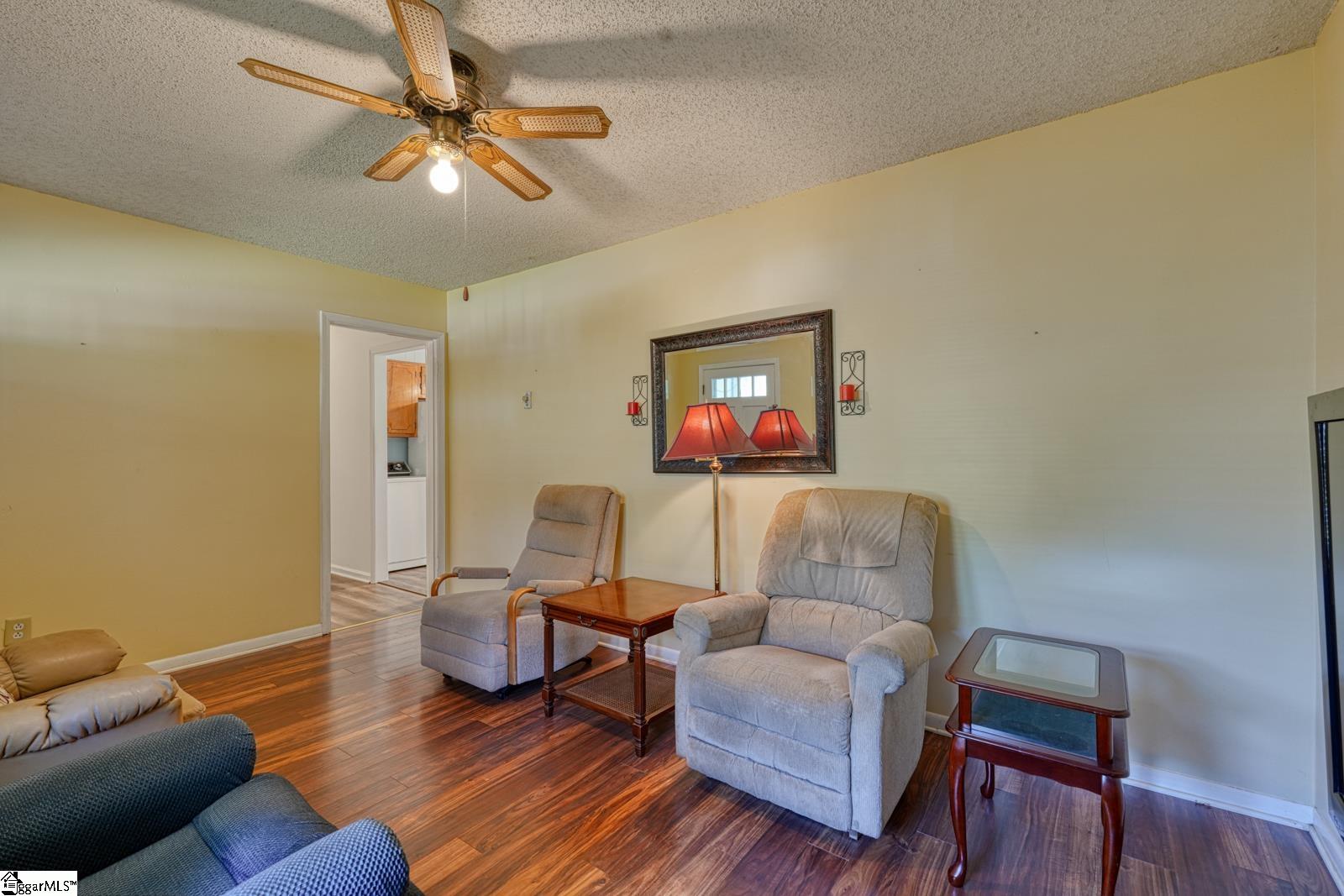 120 Sunnydale Circle Property Photo 4