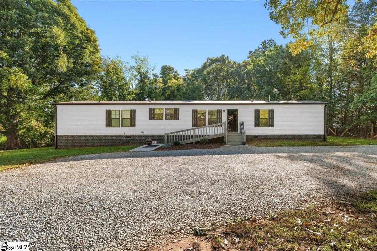 628 Love And Care Road Property Photo 1