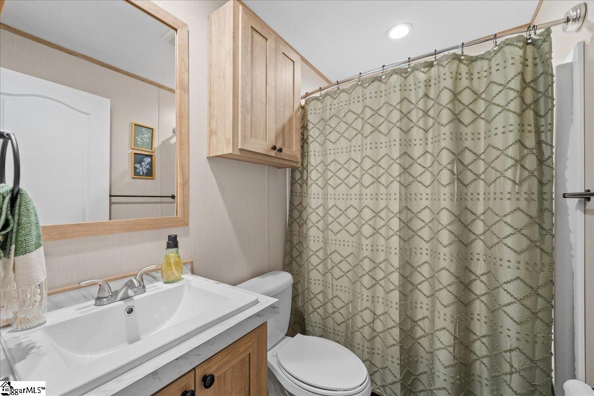 628 Love And Care Road Property Photo 12