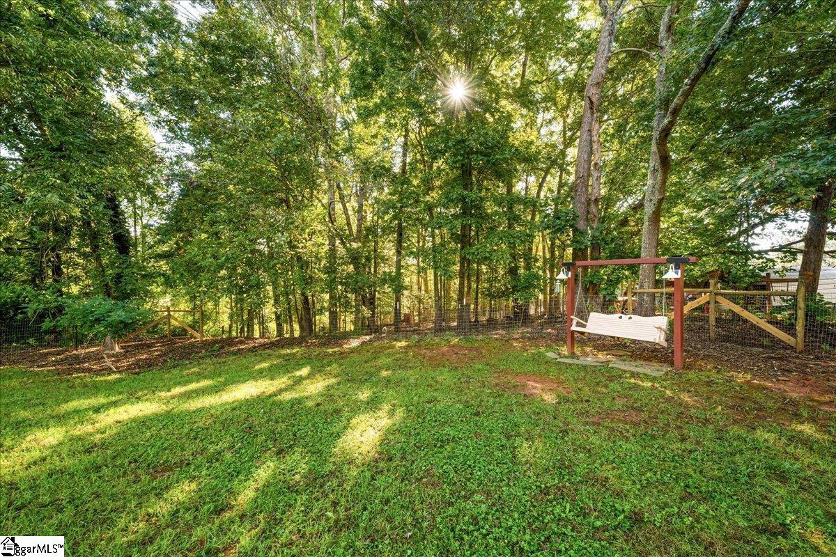 628 Love And Care Road Property Photo 14
