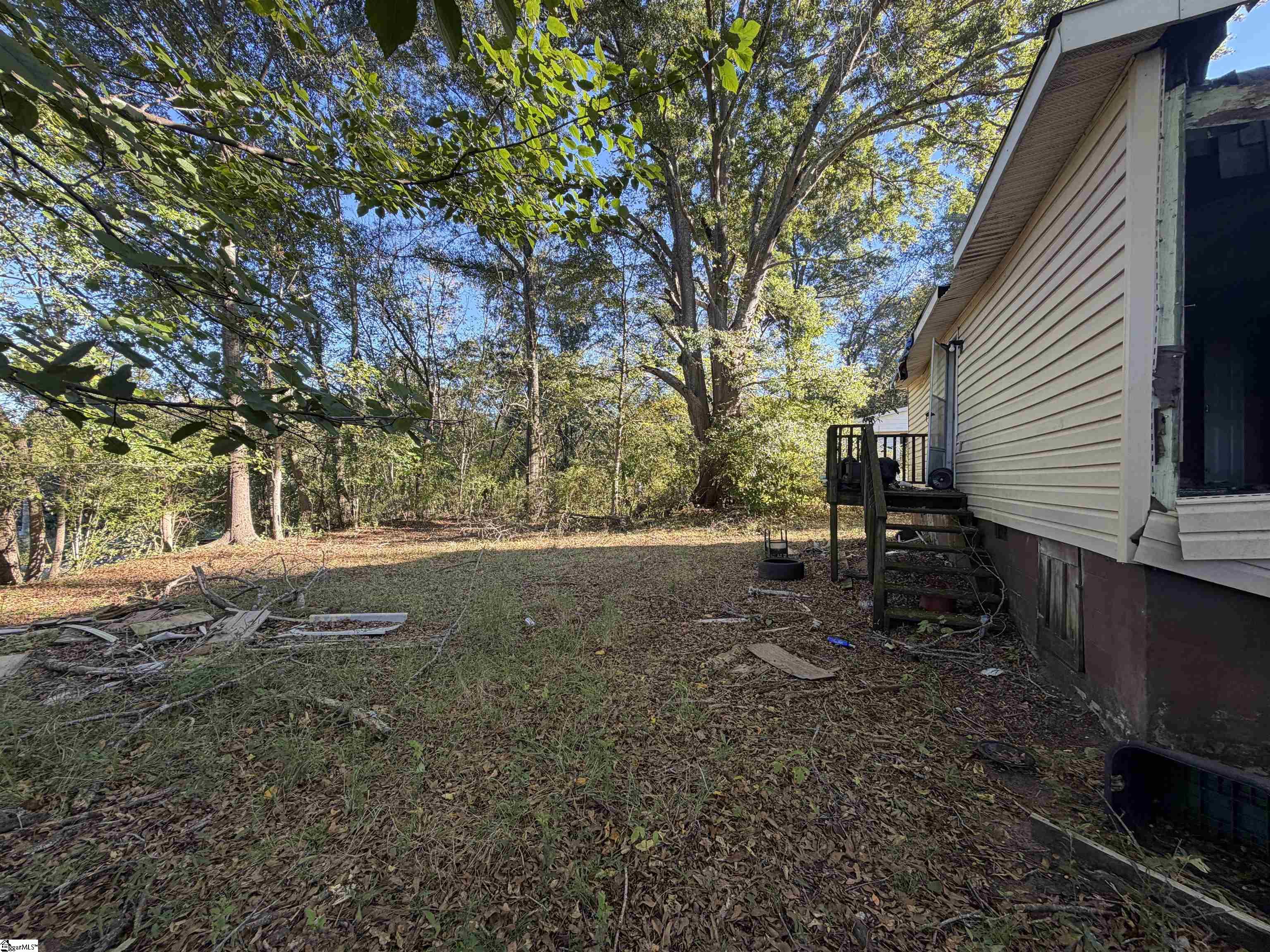 407 Plus Court Property Photo 9