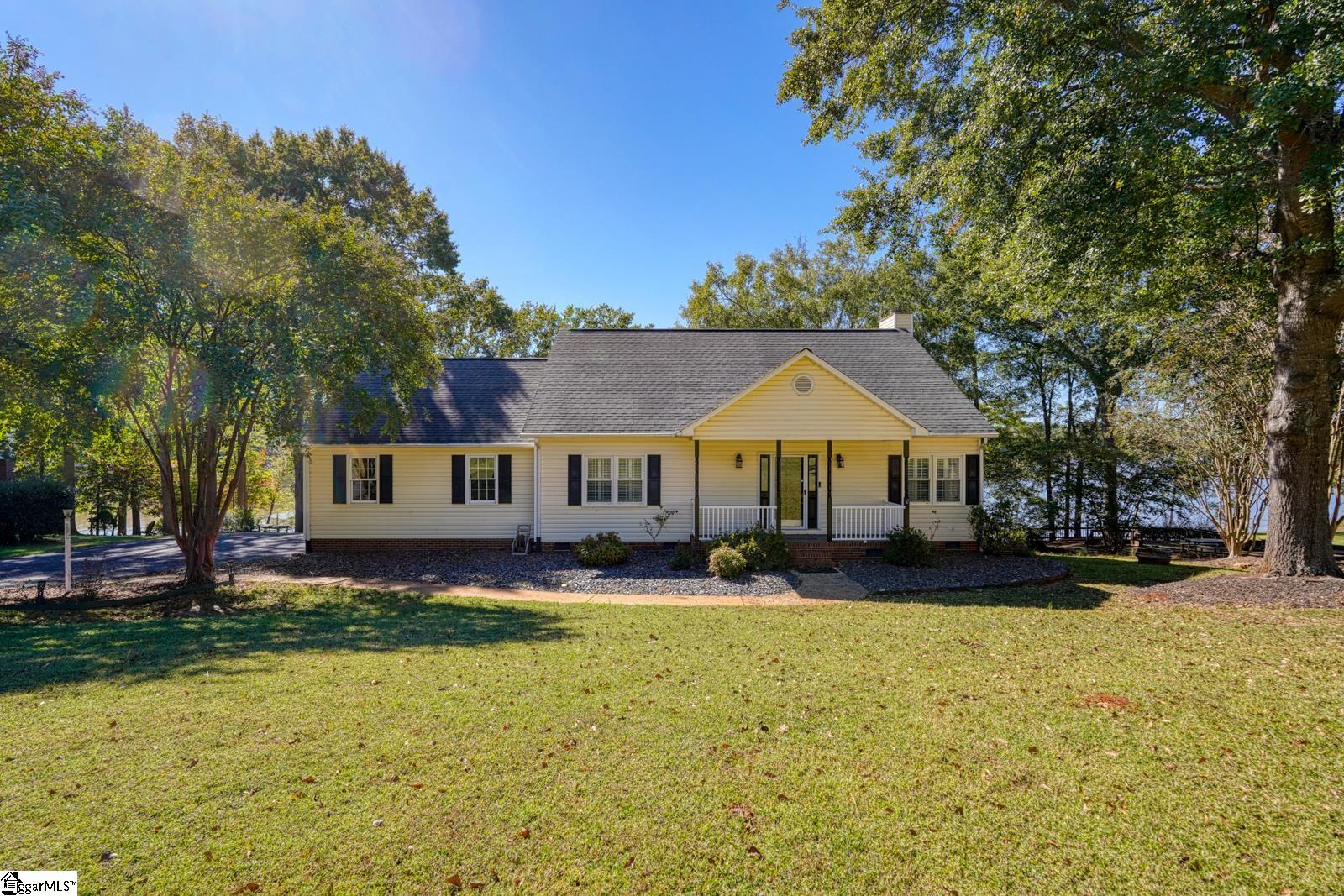 200 S Pointe Property Photo 1