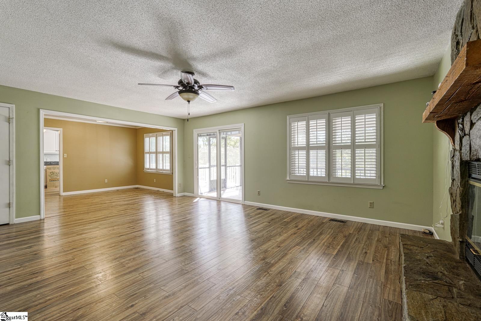 200 S Pointe Property Photo 7
