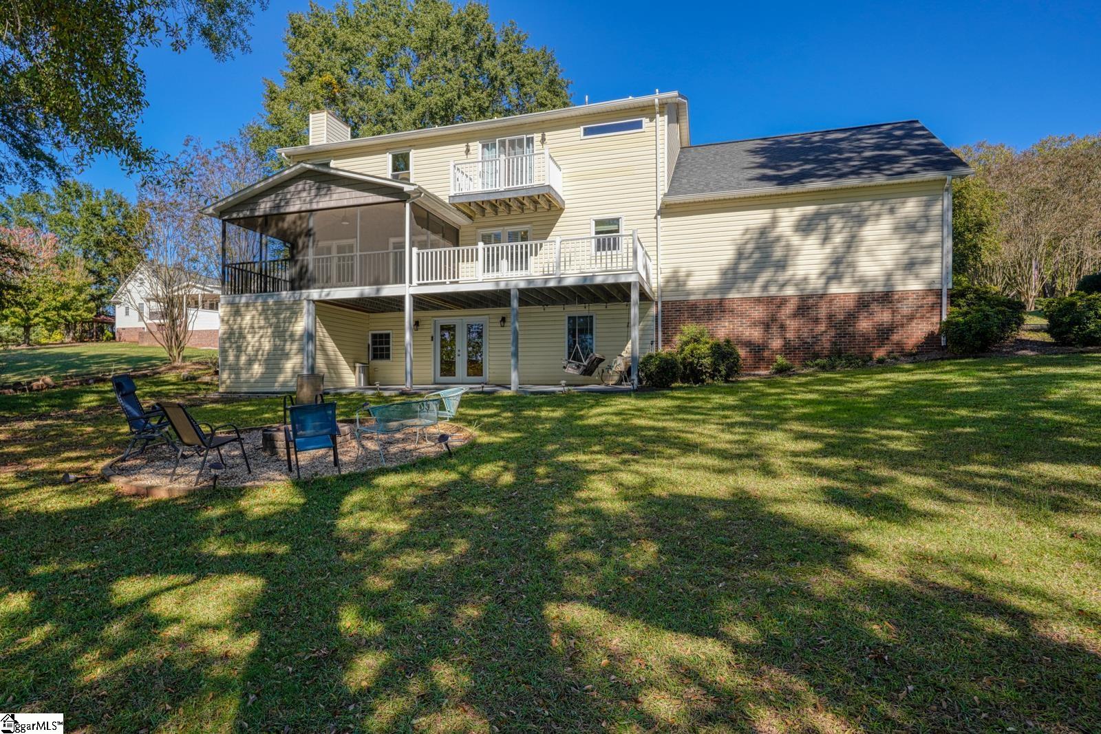200 S Pointe Property Photo 42