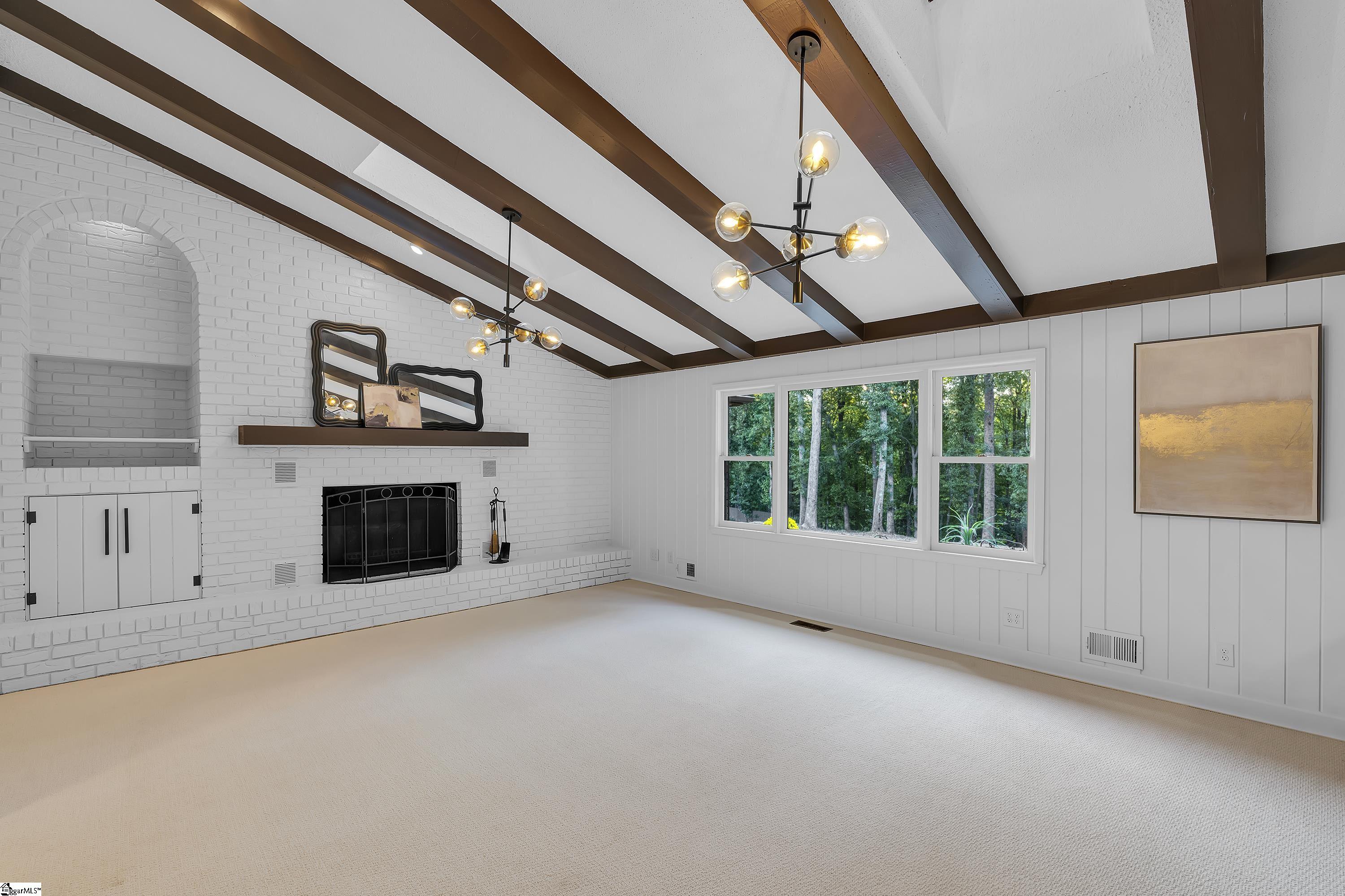118 Clearcreek Drive Property Photo 15