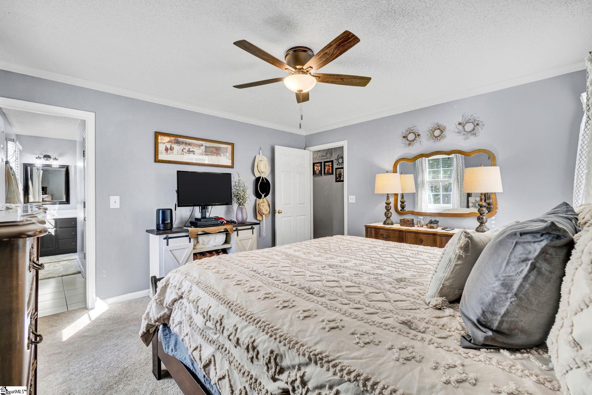 112 Mikenah Court Property Photo 39
