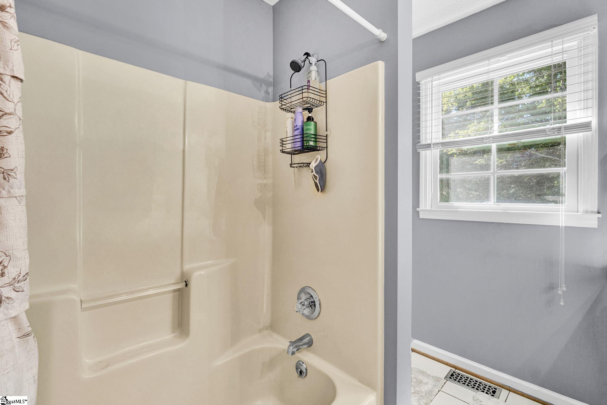 112 Mikenah Court Property Photo 44