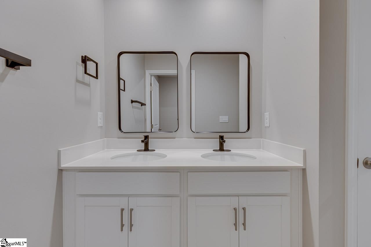 3254 Cypress Hollow Drive Property Photo 27