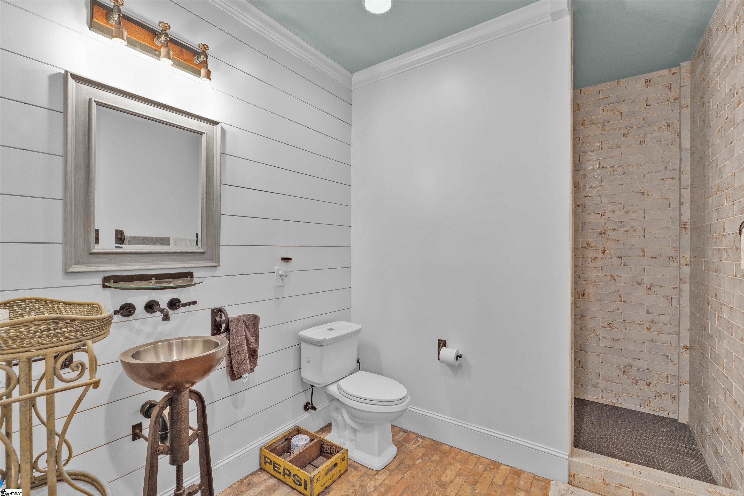 1425 S Harper Street Property Photo 43