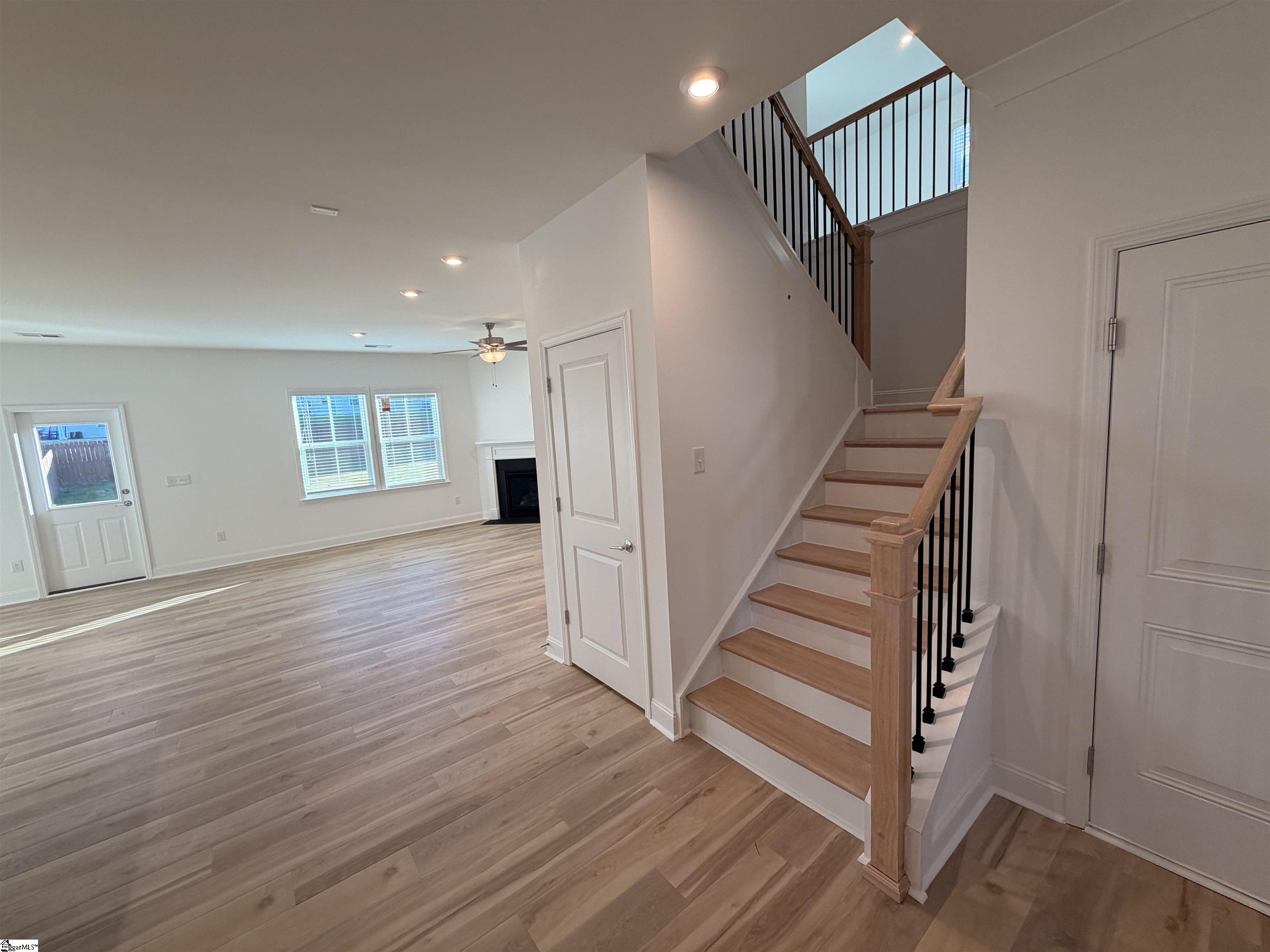 1026 Whitefox Drive Property Photo 5