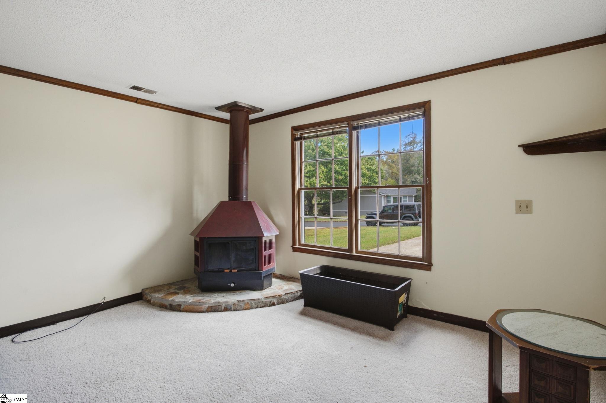 102 Ambergate Circle Property Photo 29