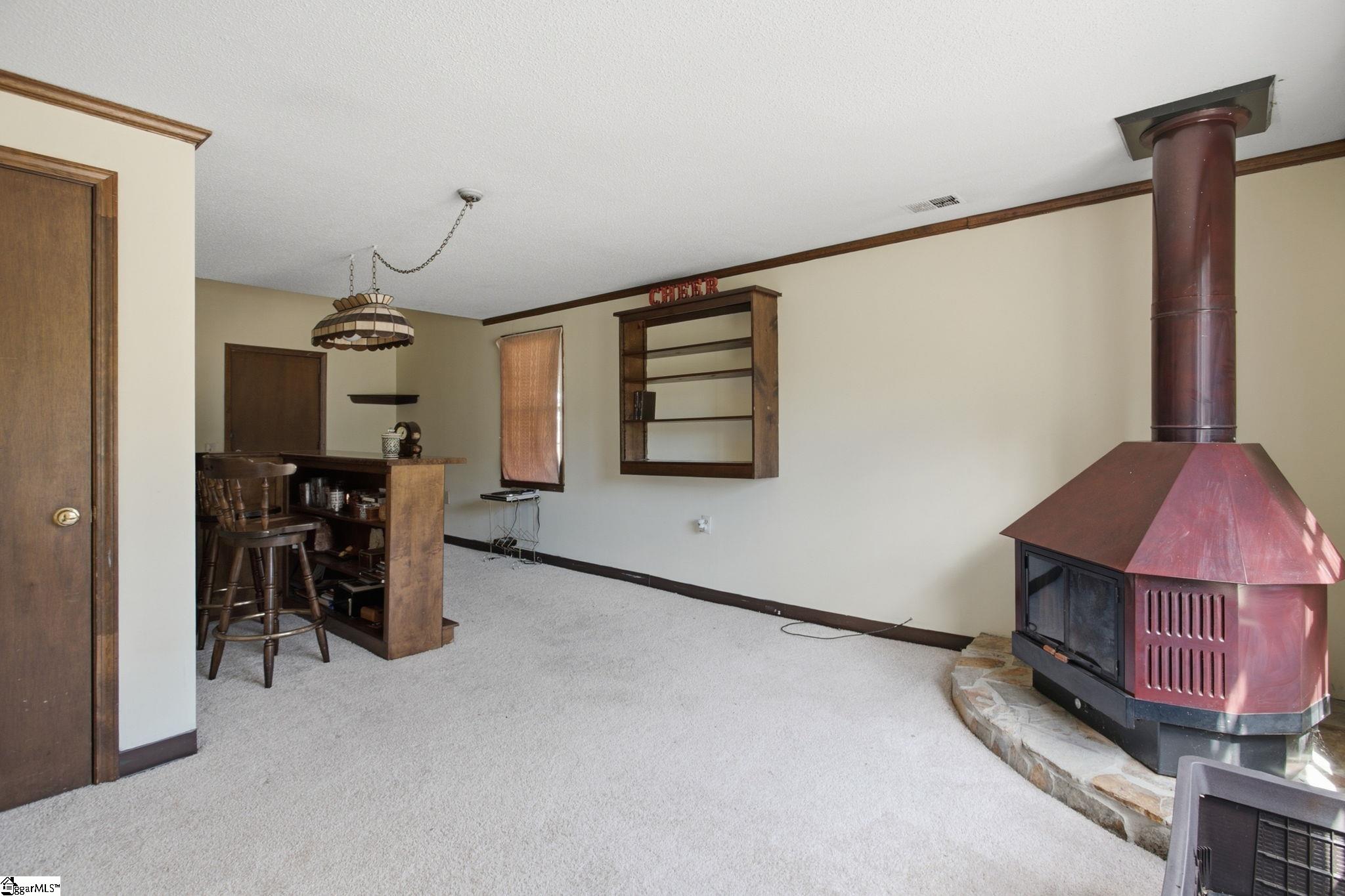 102 Ambergate Circle Property Photo 30