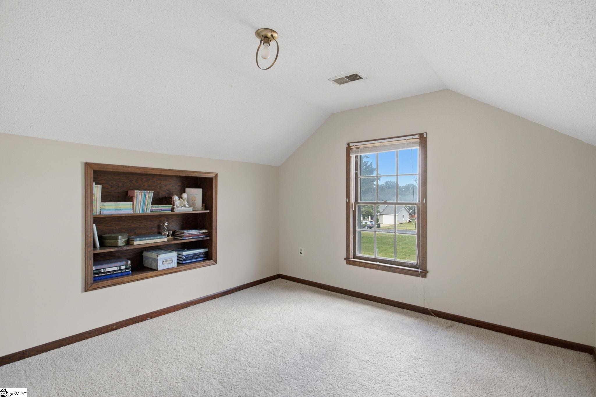 102 Ambergate Circle Property Photo 43