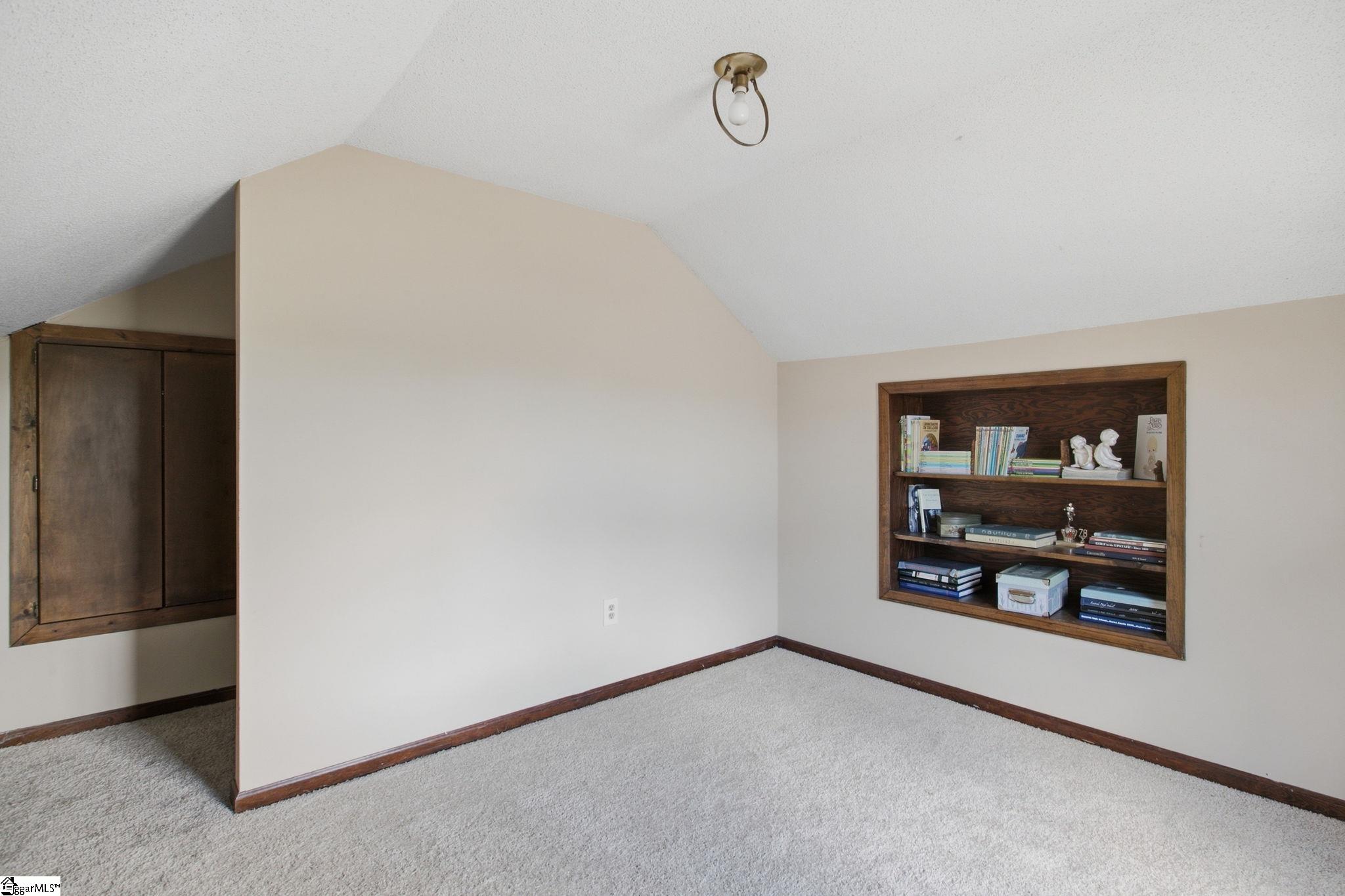 102 Ambergate Circle Property Photo 45