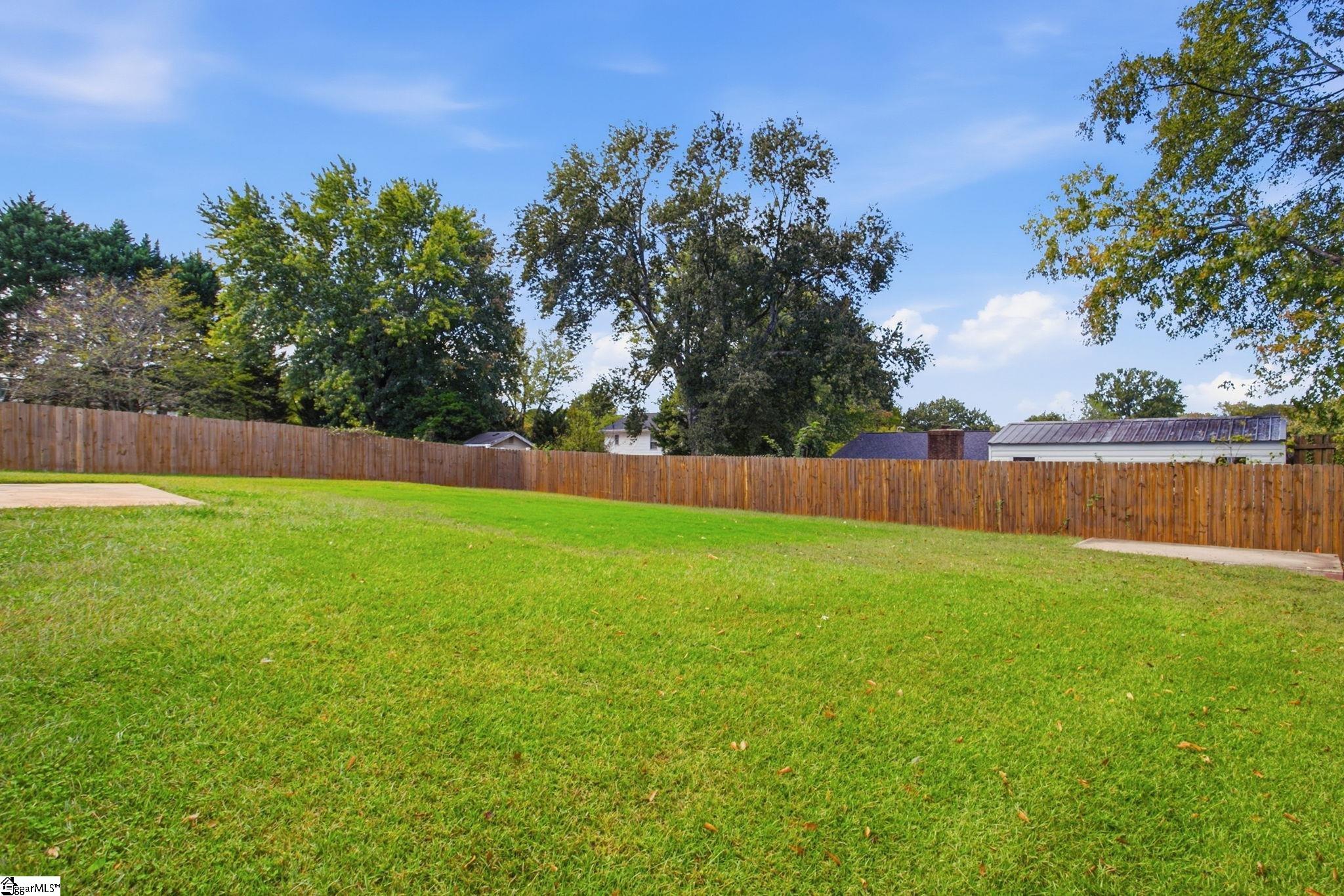 102 Ambergate Circle Property Photo 46
