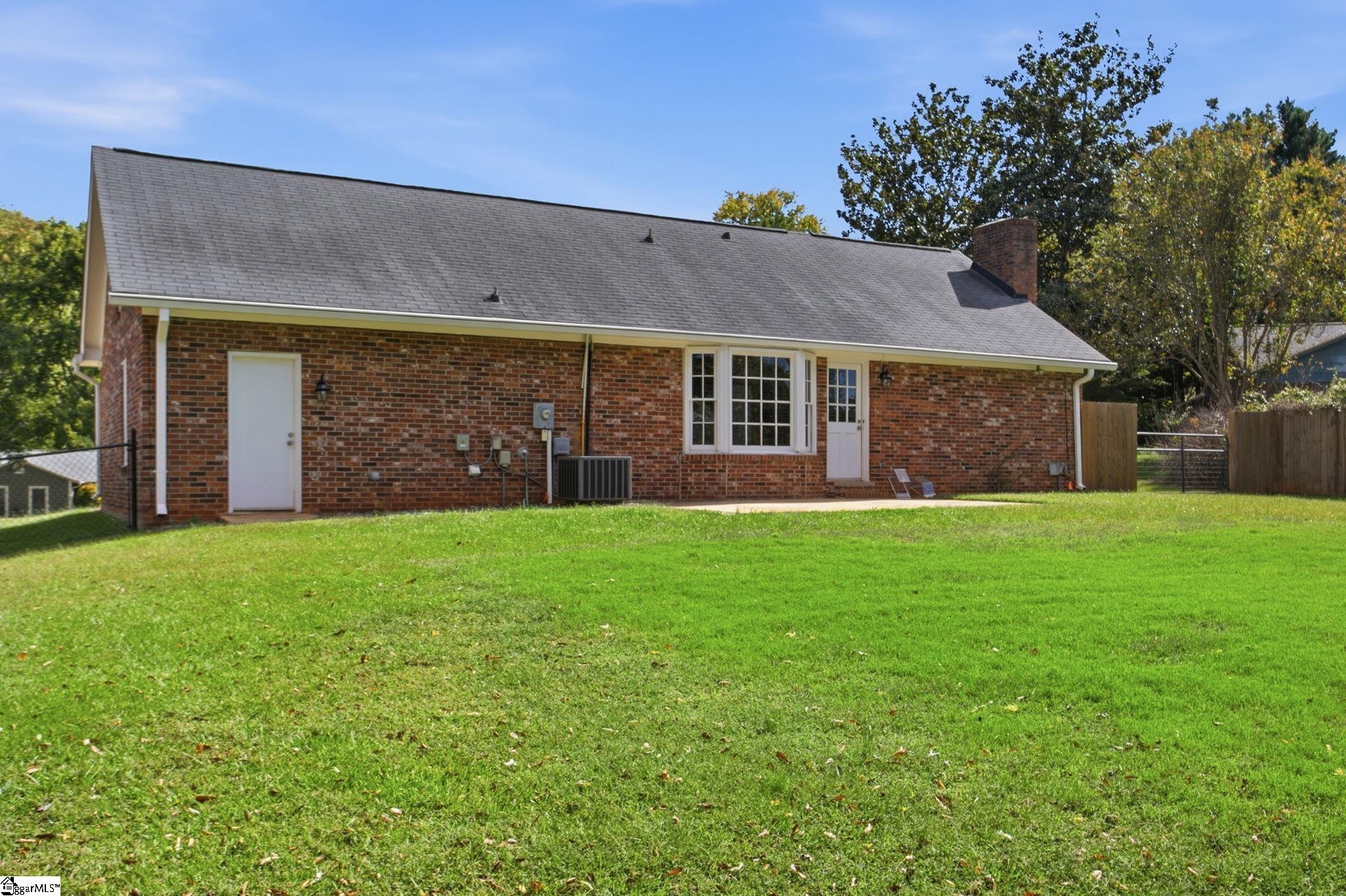 102 Ambergate Circle Property Photo 47