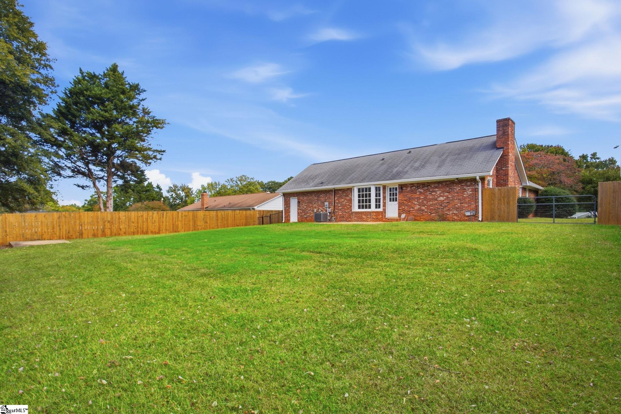 102 Ambergate Circle Property Photo 49
