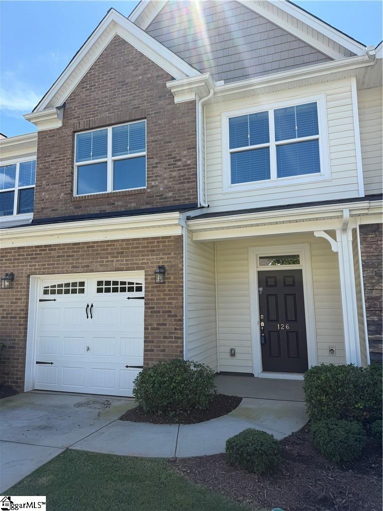 126 Muir Way Property Photo 2