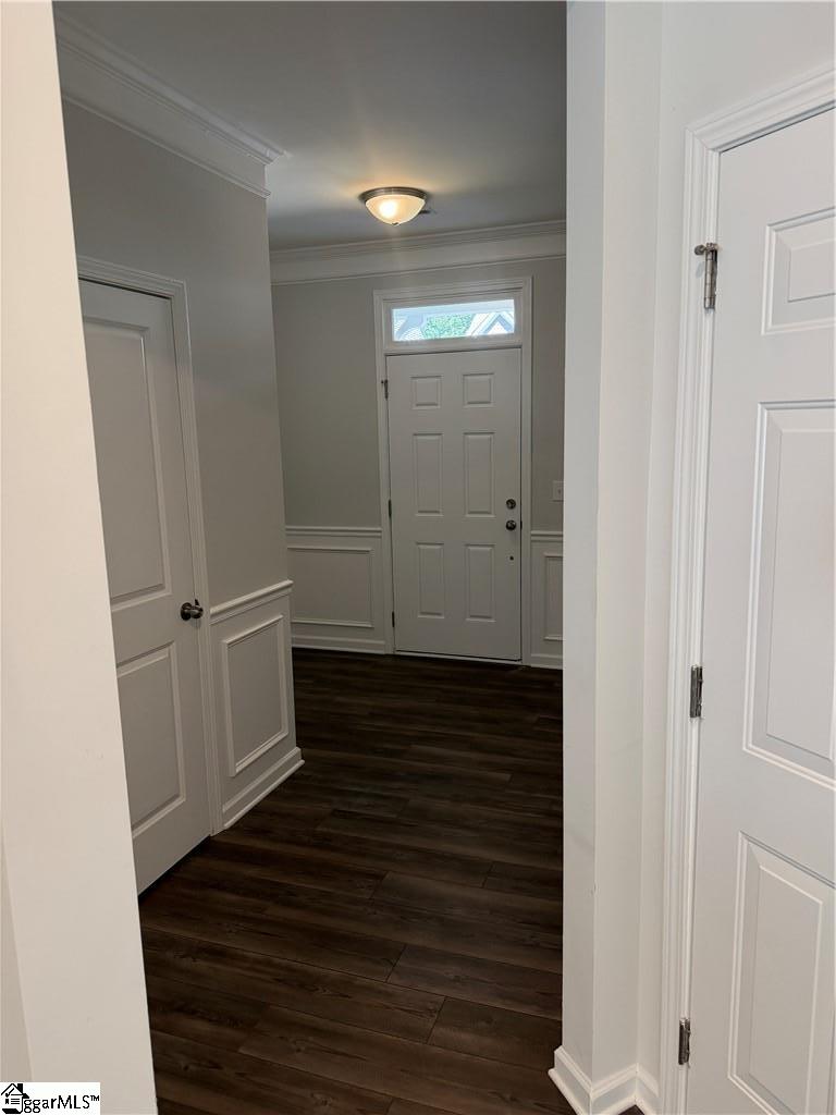 126 Muir Way Property Photo 4