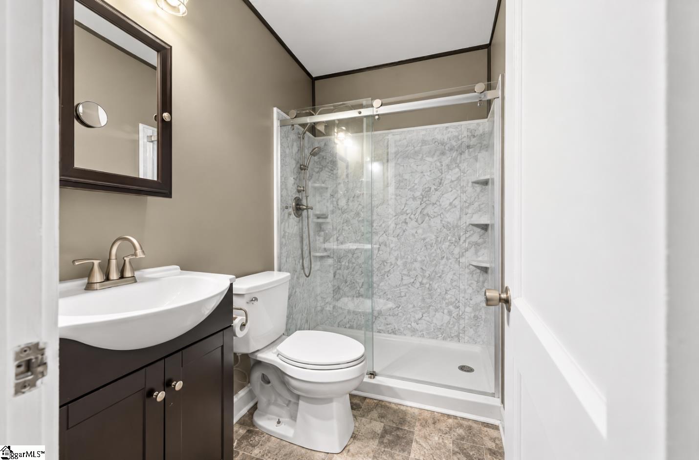 3108 Old Buncombe Road Property Photo 16
