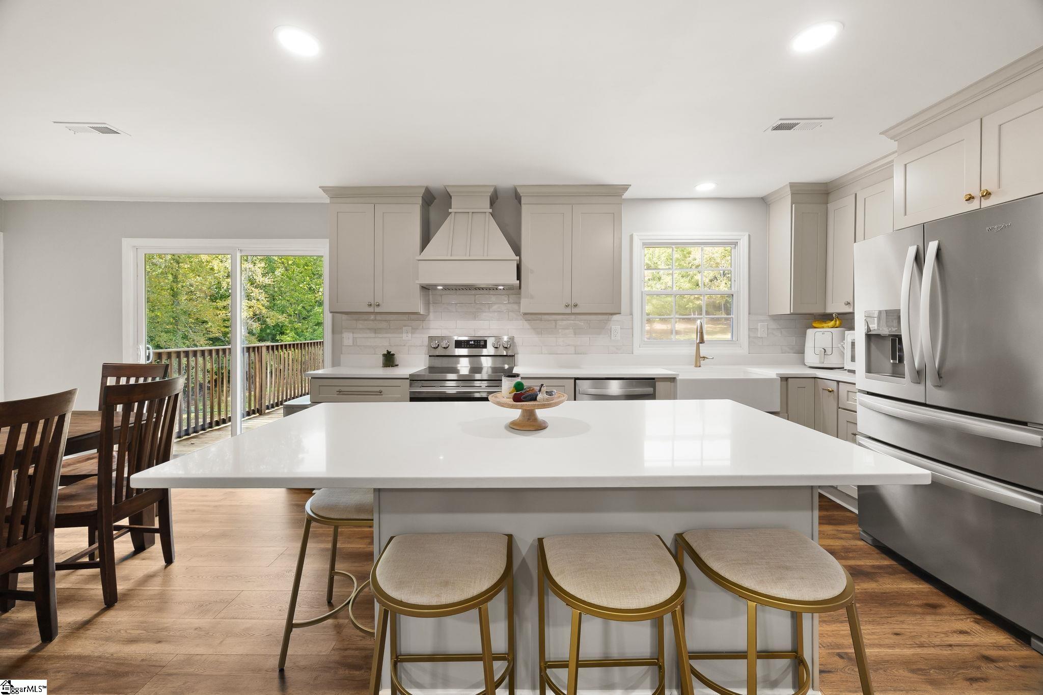 210 Lodge Road Property Photo 8