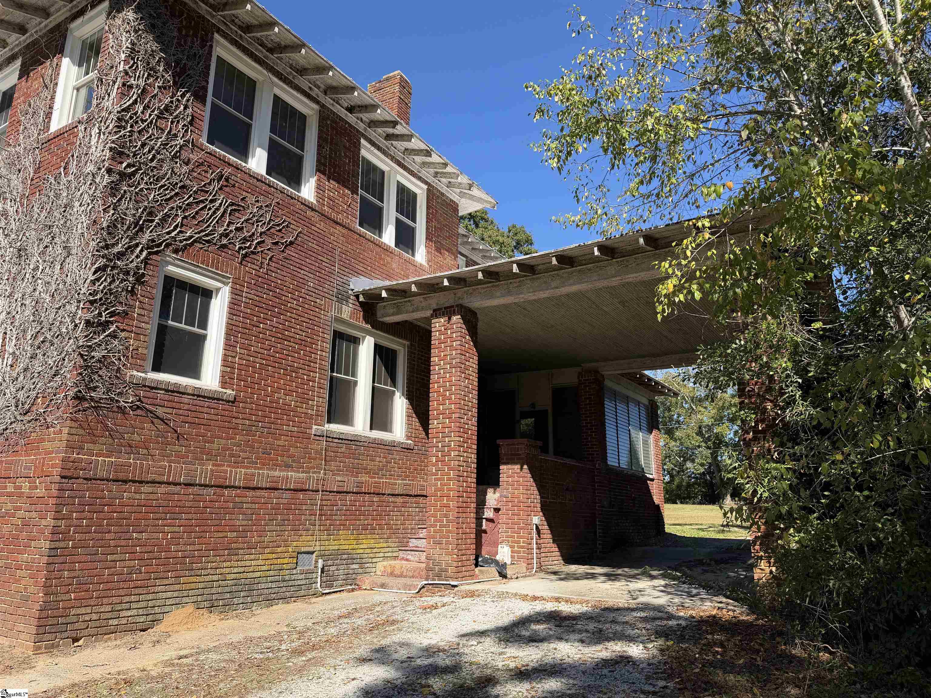 9102 Old Laurens Road Property Photo 19
