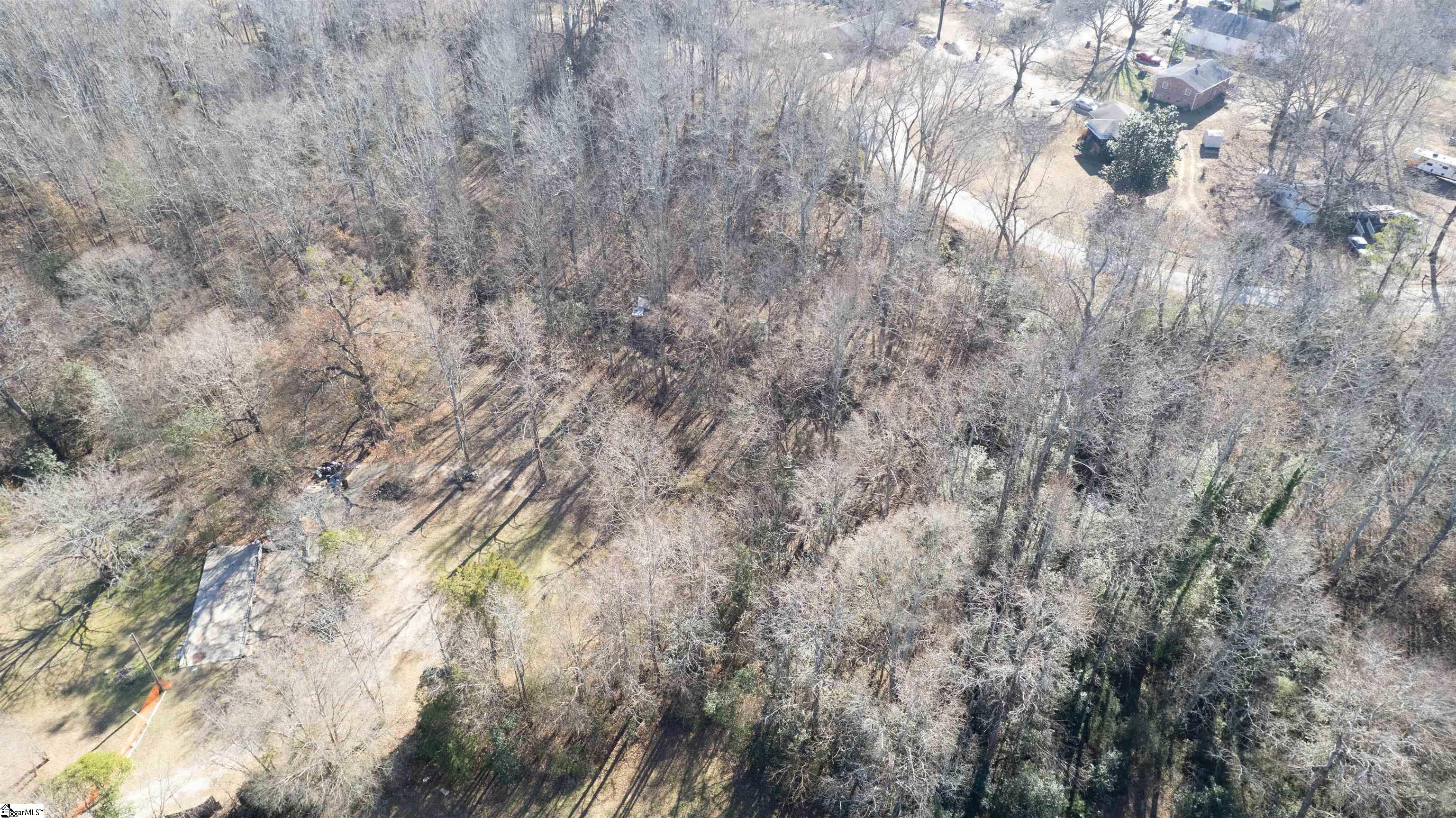 121 Woodland Circle Property Photo 5