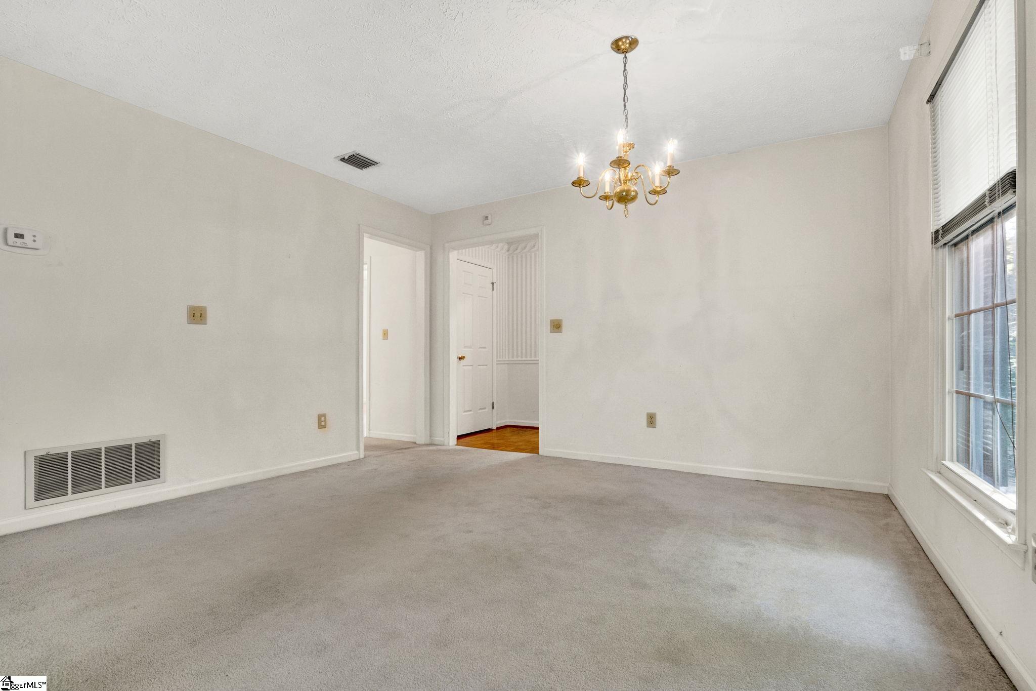 301 Wenwood Circle Property Photo 15